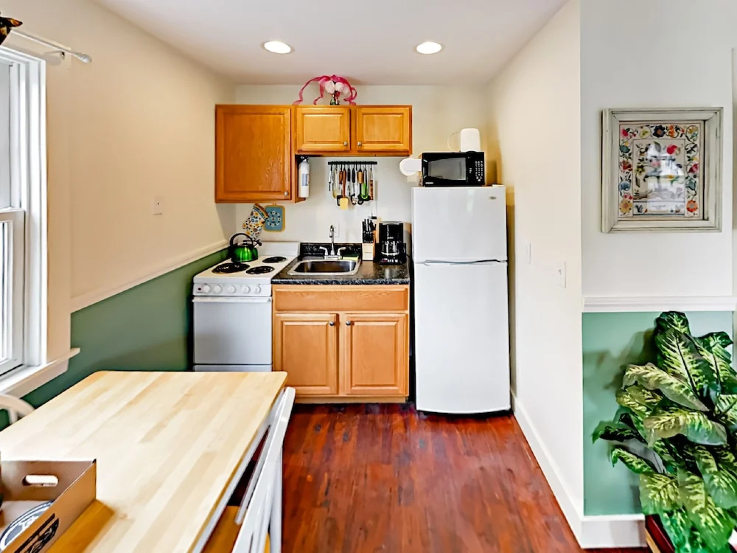 Boothbay Brewer's Cottage 2 Bedrooms 1 Bathroom Cottage