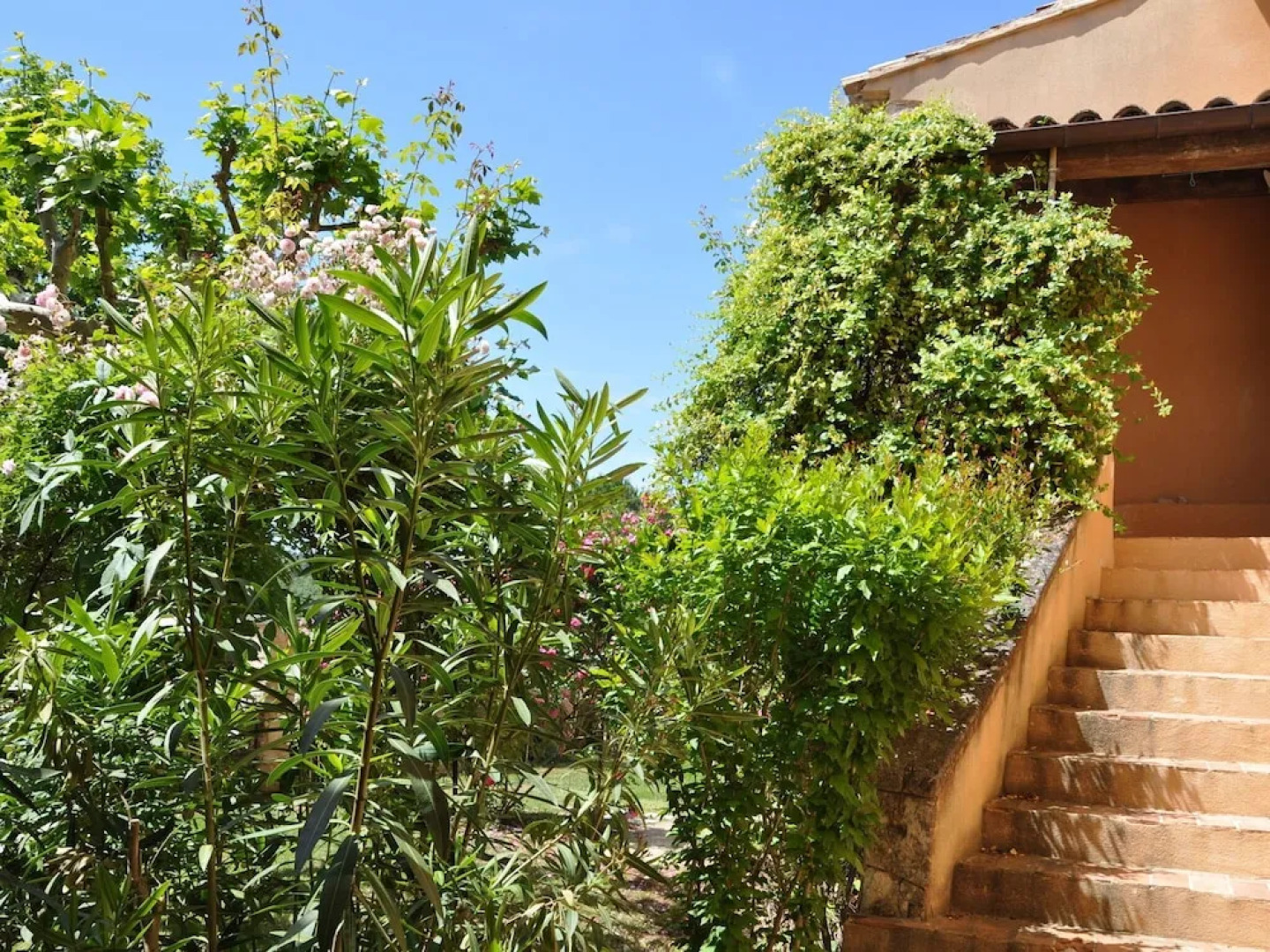 The Awning Housecosy Holiday Home in Rustrel With Swimming Pool