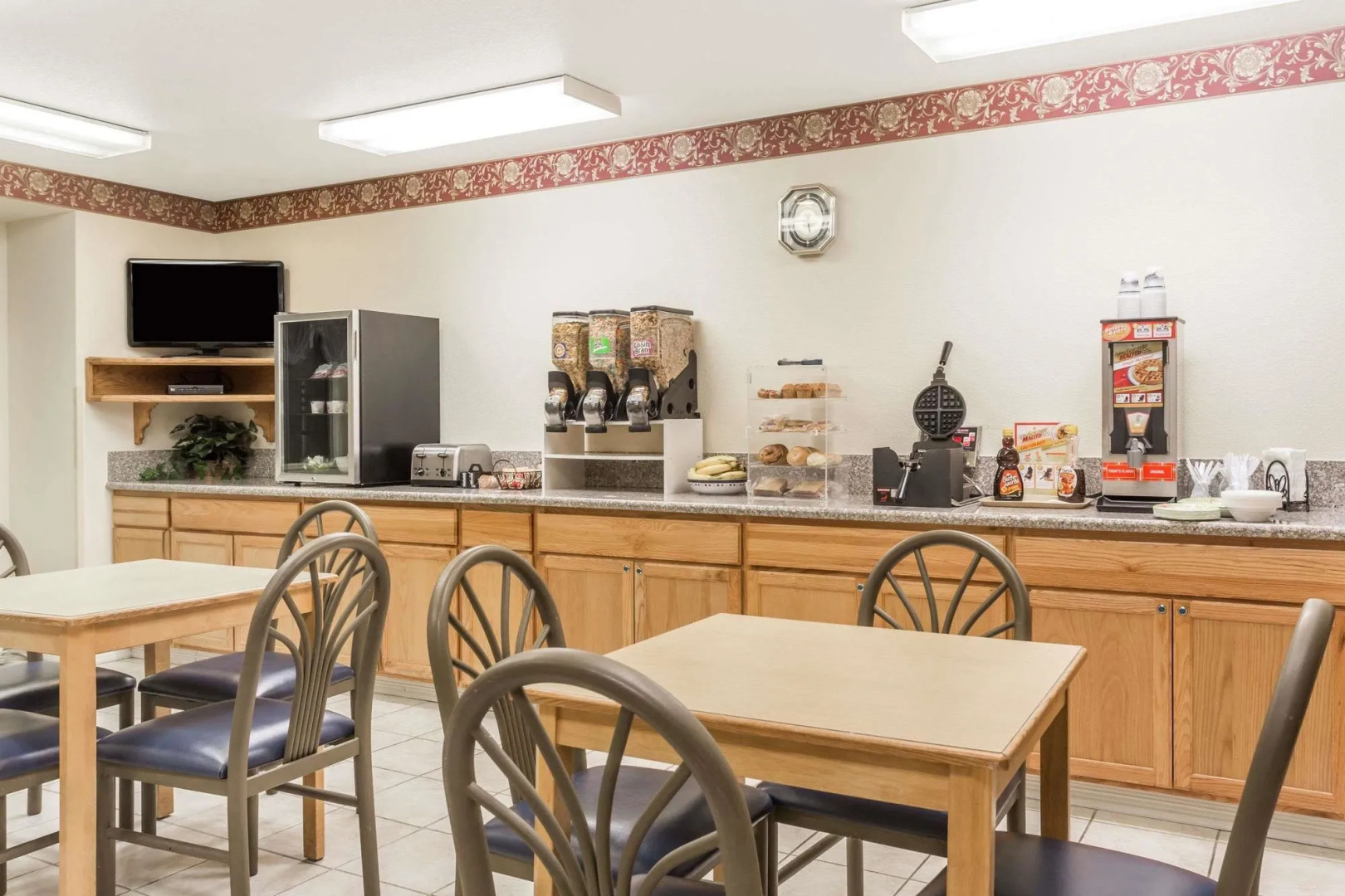 Boarders Inn and Suites Brush (ex.Microtel Inn by Wyndham Brush)