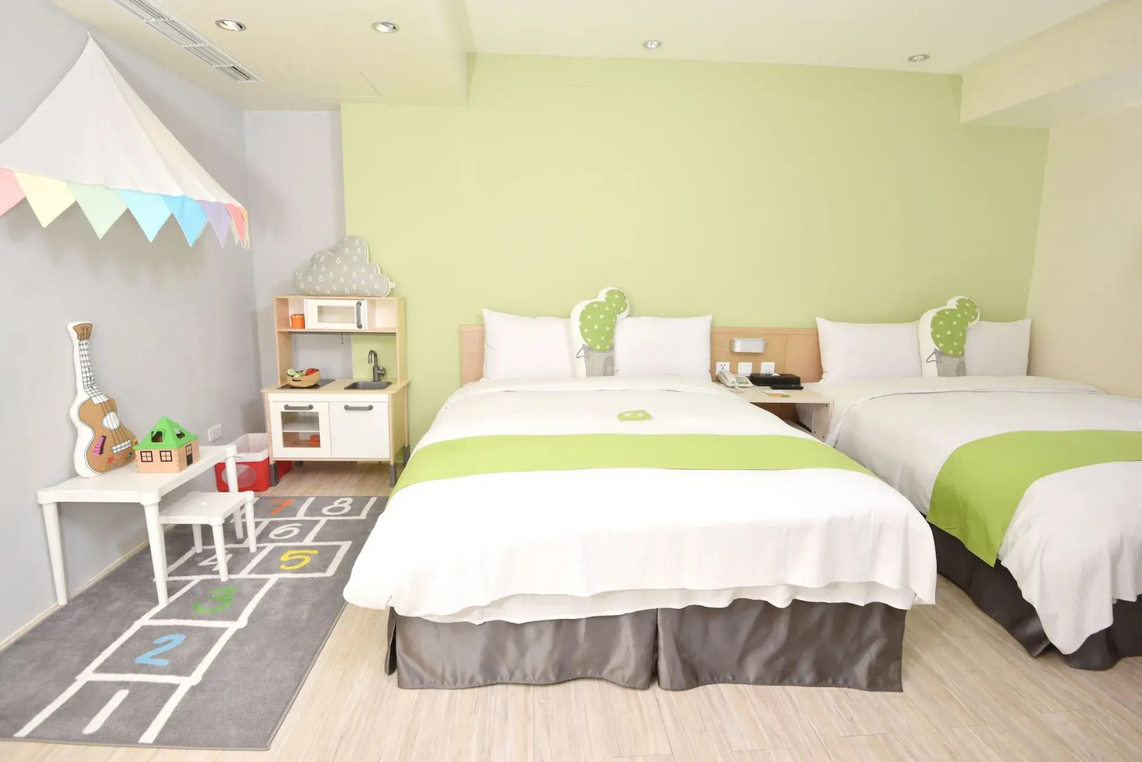 Green Hotel - Fengjia