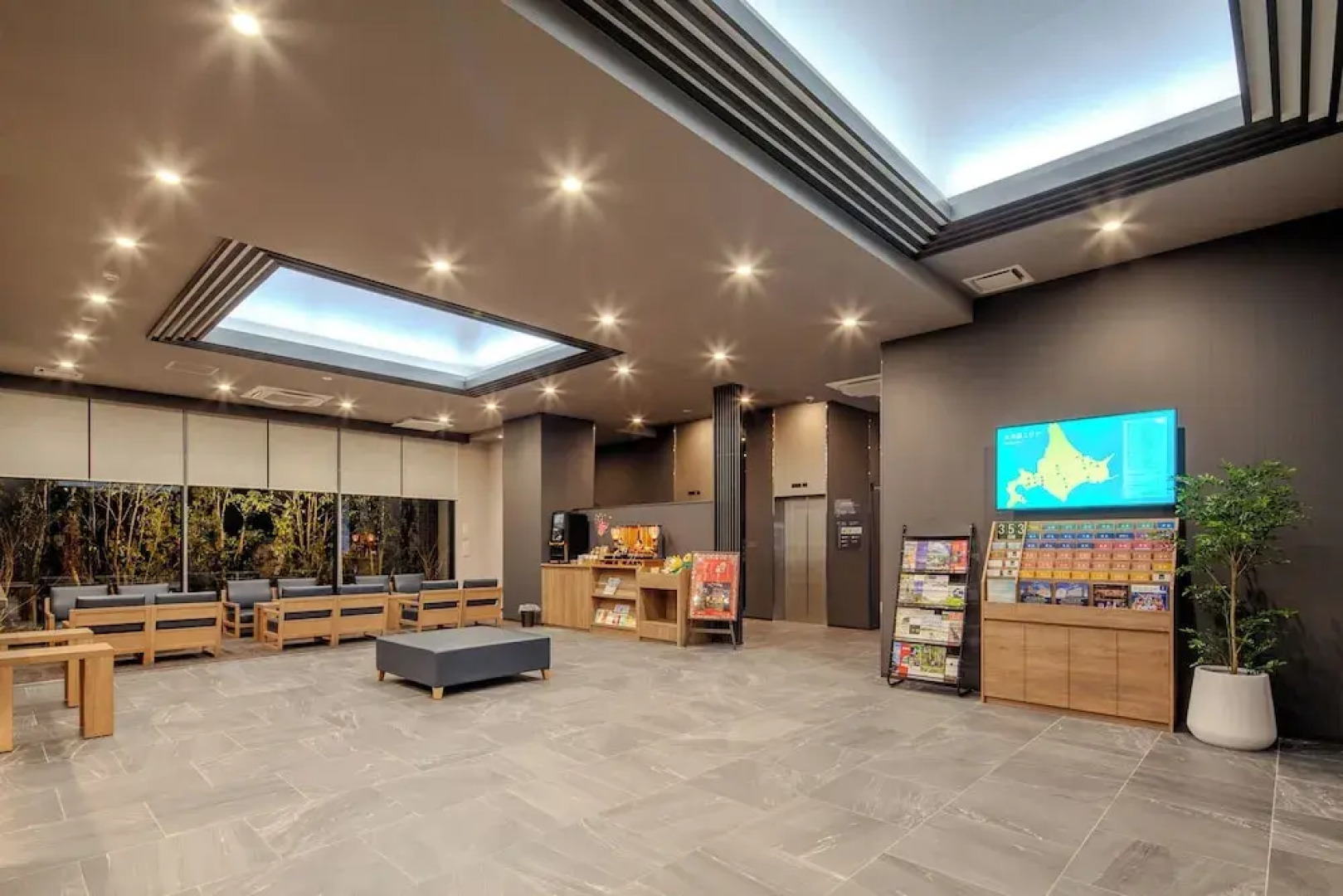 Hotel Route Inn Okayama Maniwa