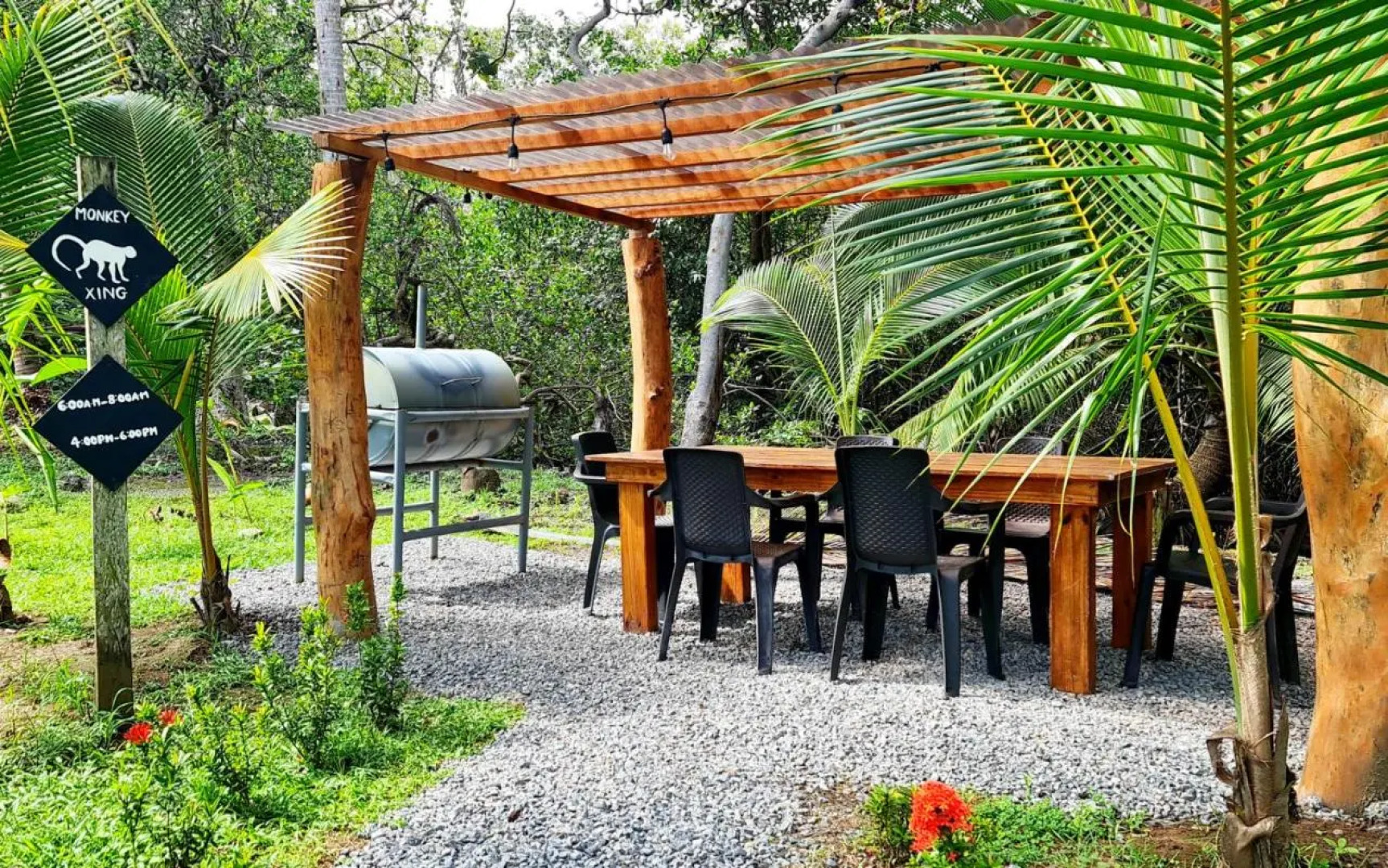 Show Pony Beach Resort and Suites