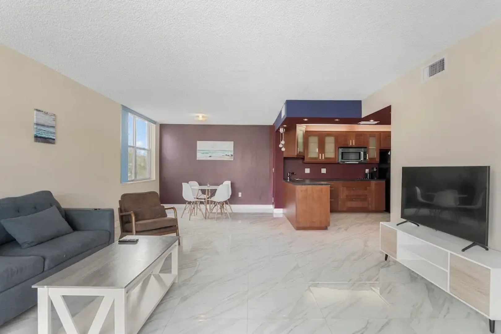 Bay Harbor Sunset Apt 2A