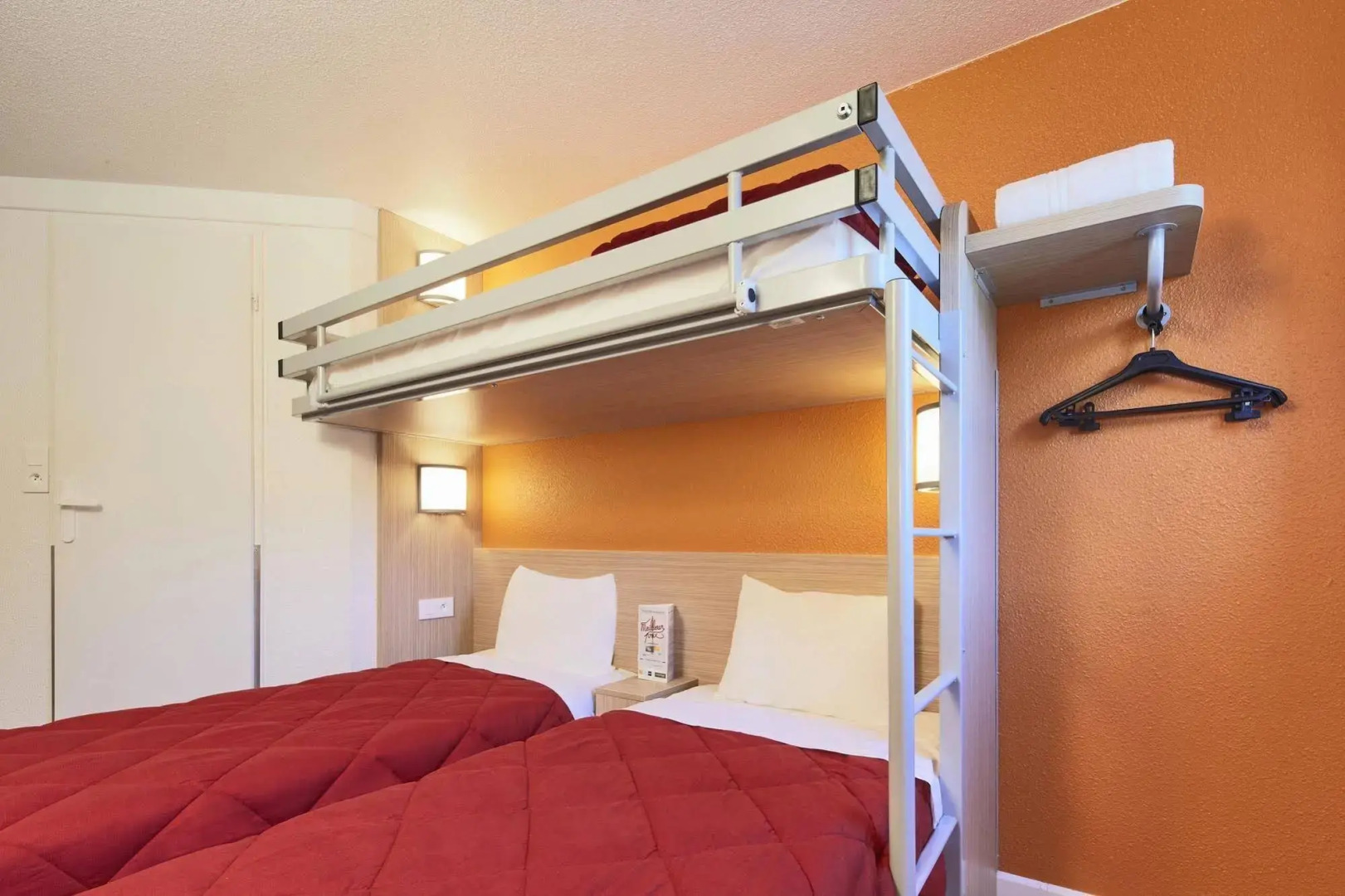 Kyriad Direct Annemasse - Genève