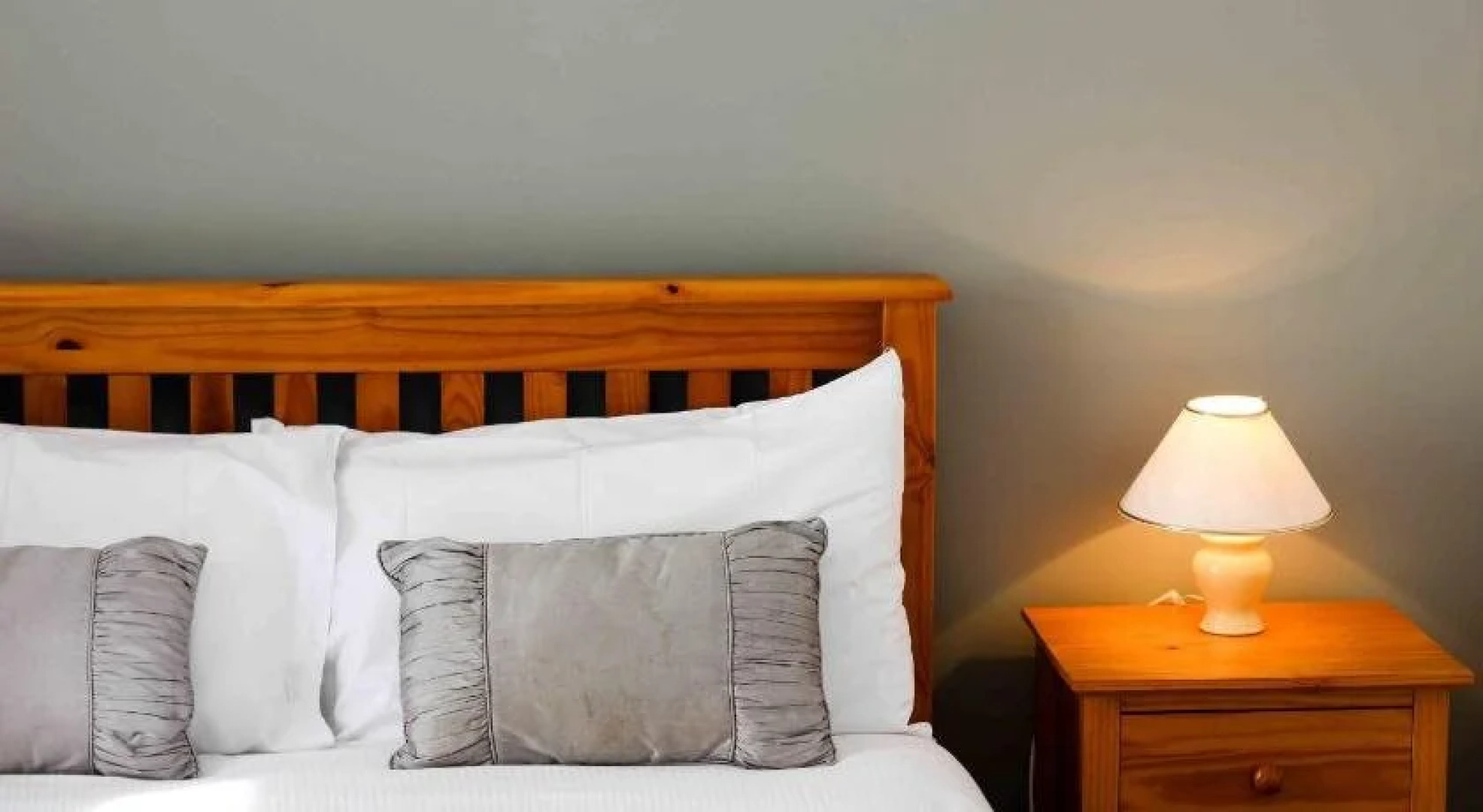 The Rose Garden Bed & Breakfast And Cafe