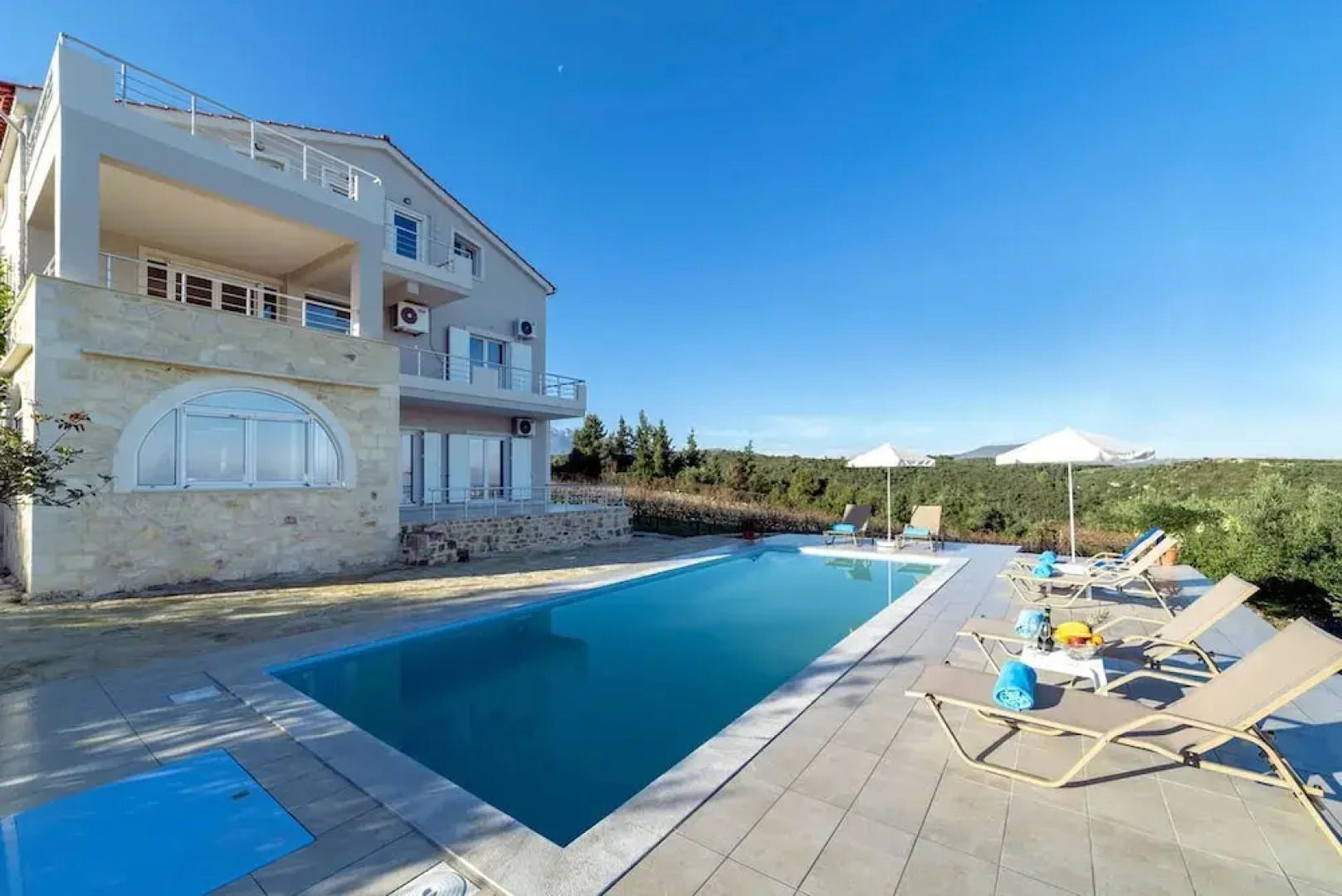 Villa Konstantinos Hilltop Vineyard Escape