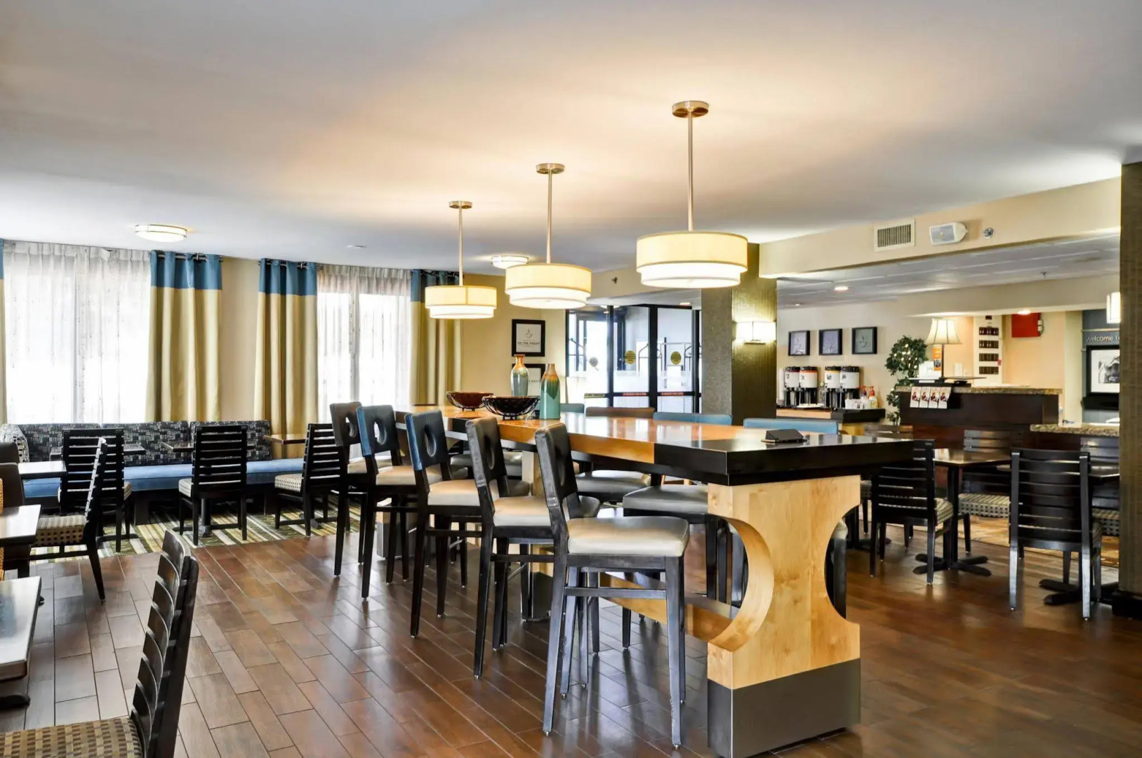 Hampton Inn Columbia-I-26 Airport