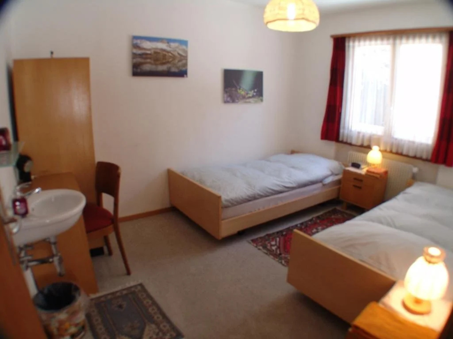 Chesa Albris Bed & Breakfast