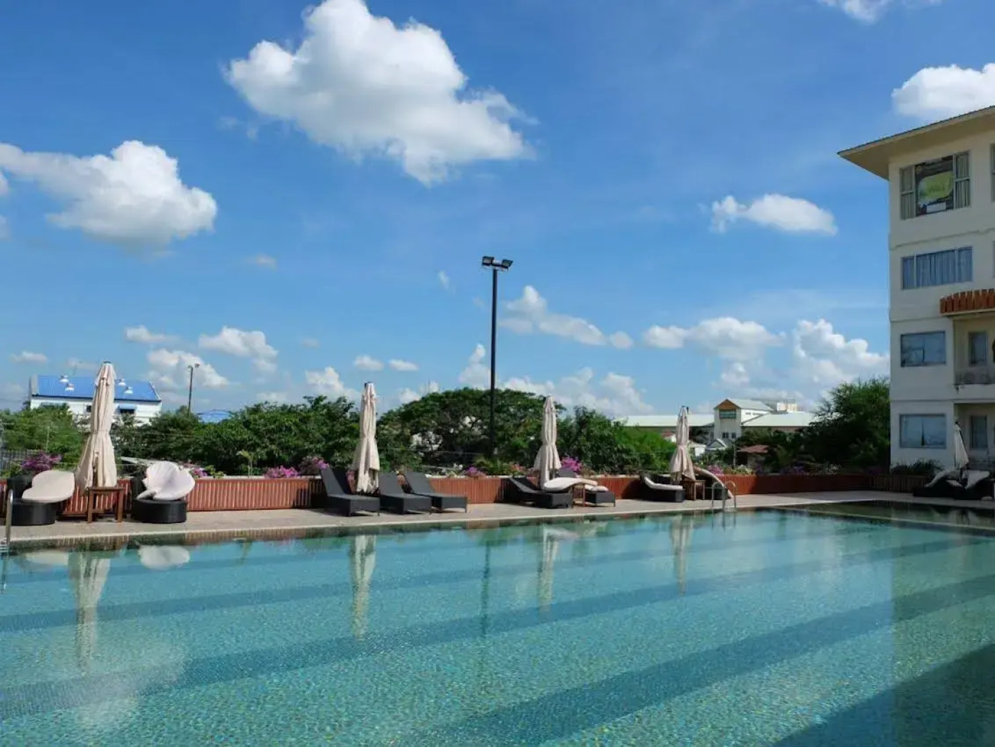 Taksila Hotel