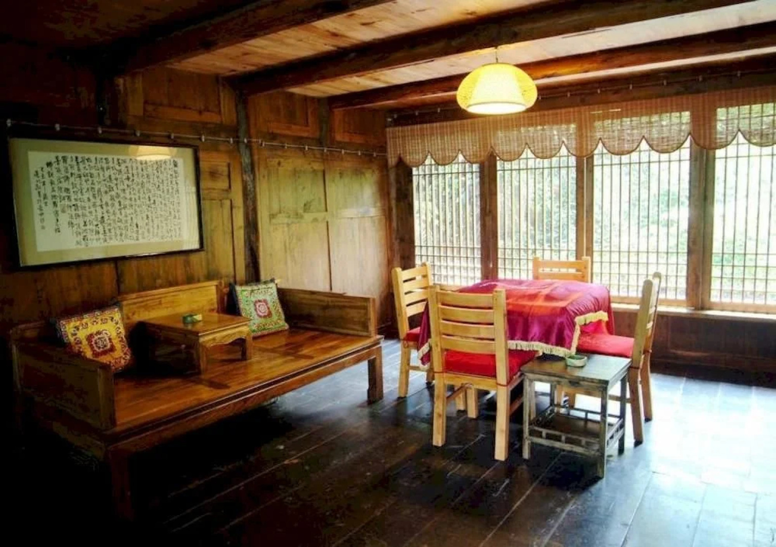 Emeishan Ziranxing Dujiabieyuan Hotel