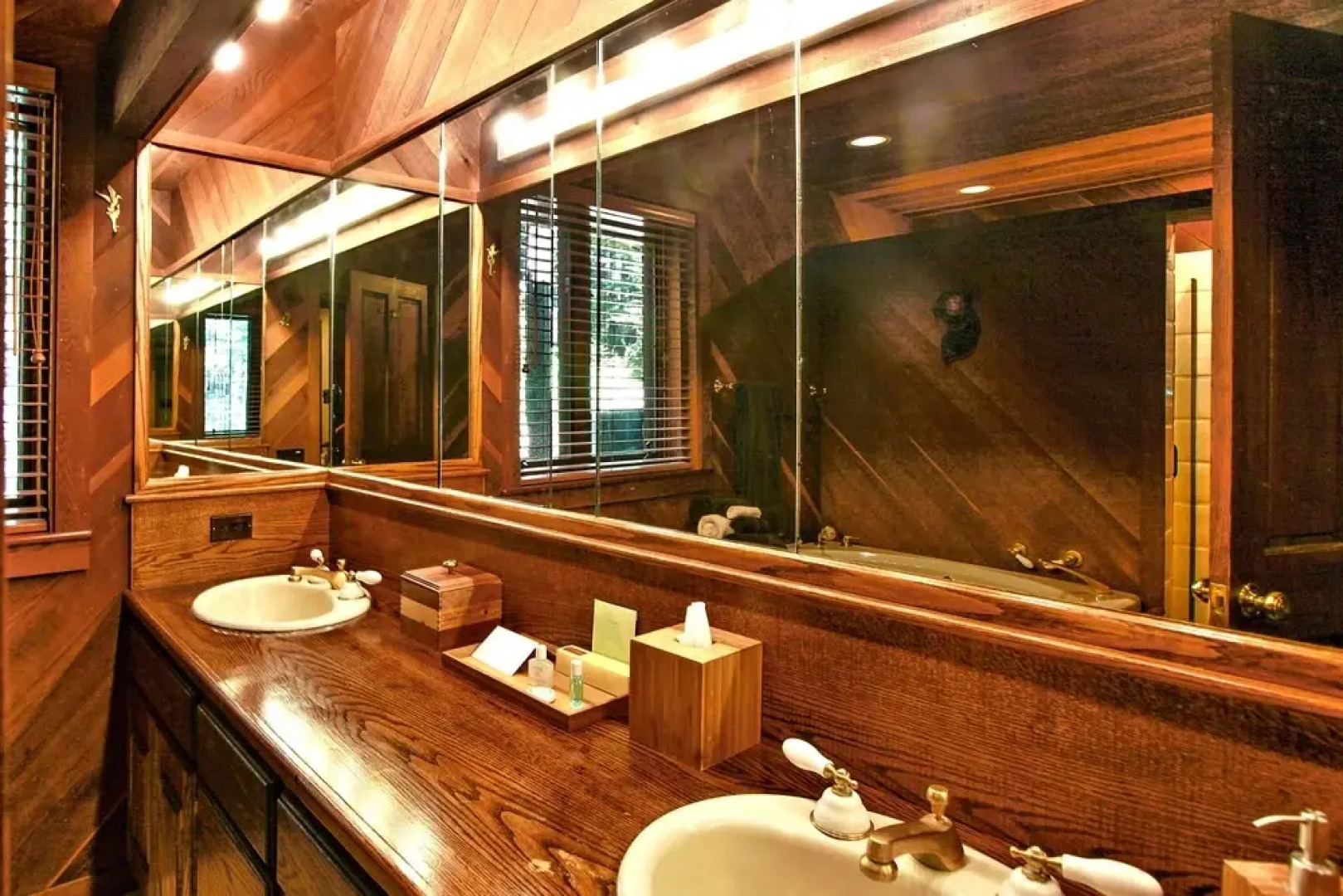 Yosemite Scenic Wonders - Fish Camp Area