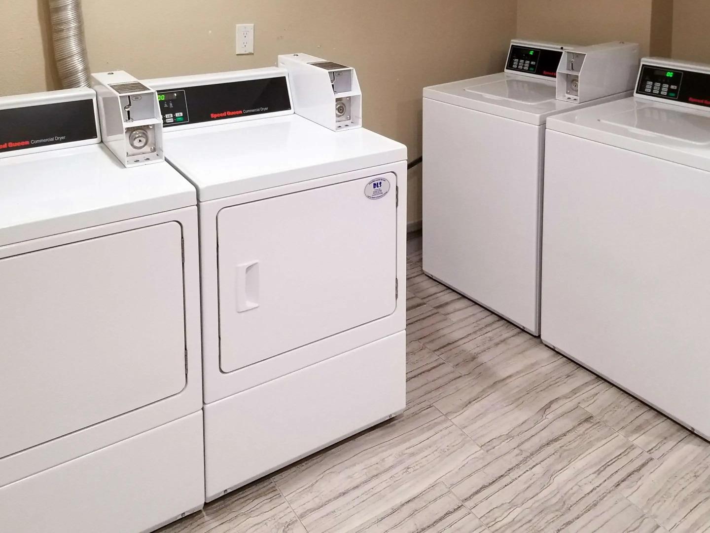 Quality Inn near Six Flags Discovery Kingdom - Napa Valley