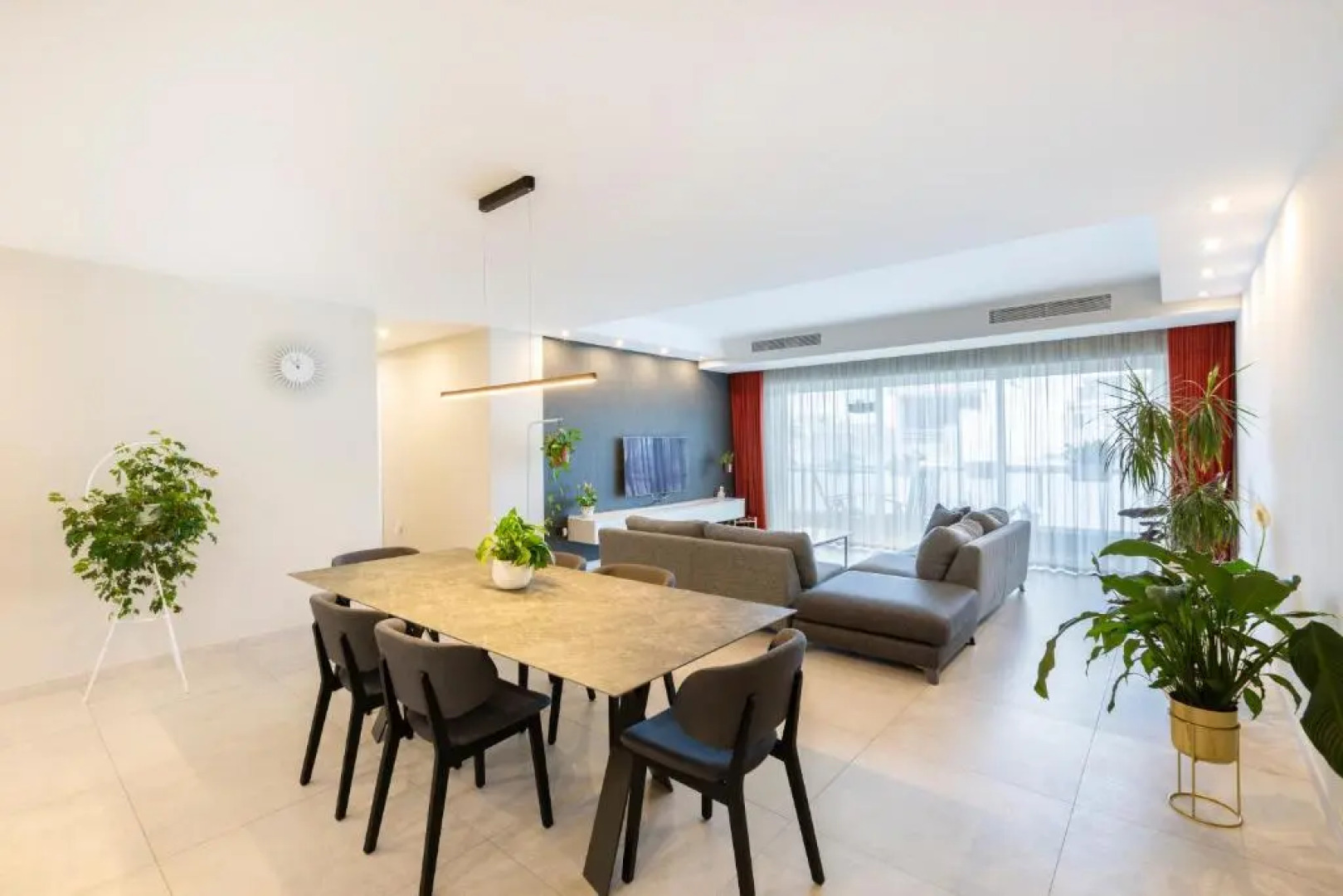 NGH12 - Lovely, spacious 2 bedroom apartment.