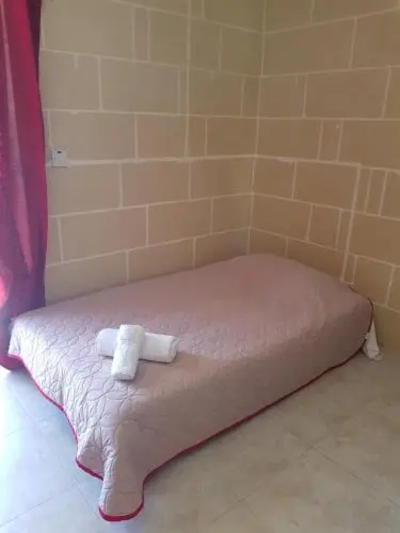 Palm Court Apartment