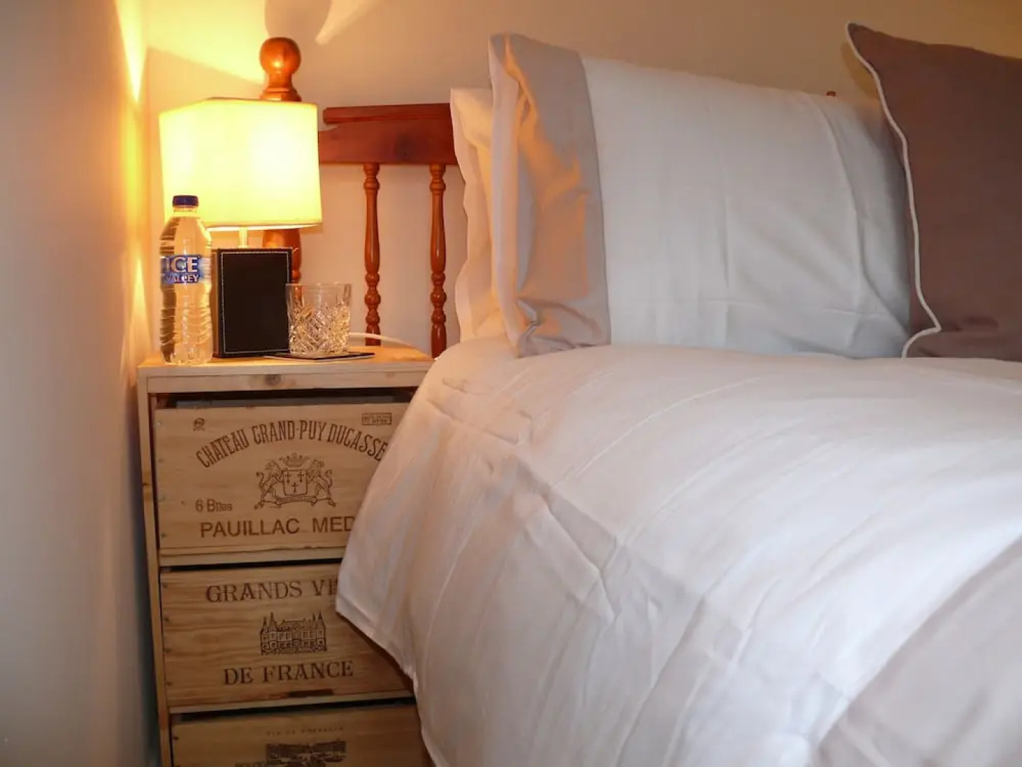 Spacious Homestay With Parking