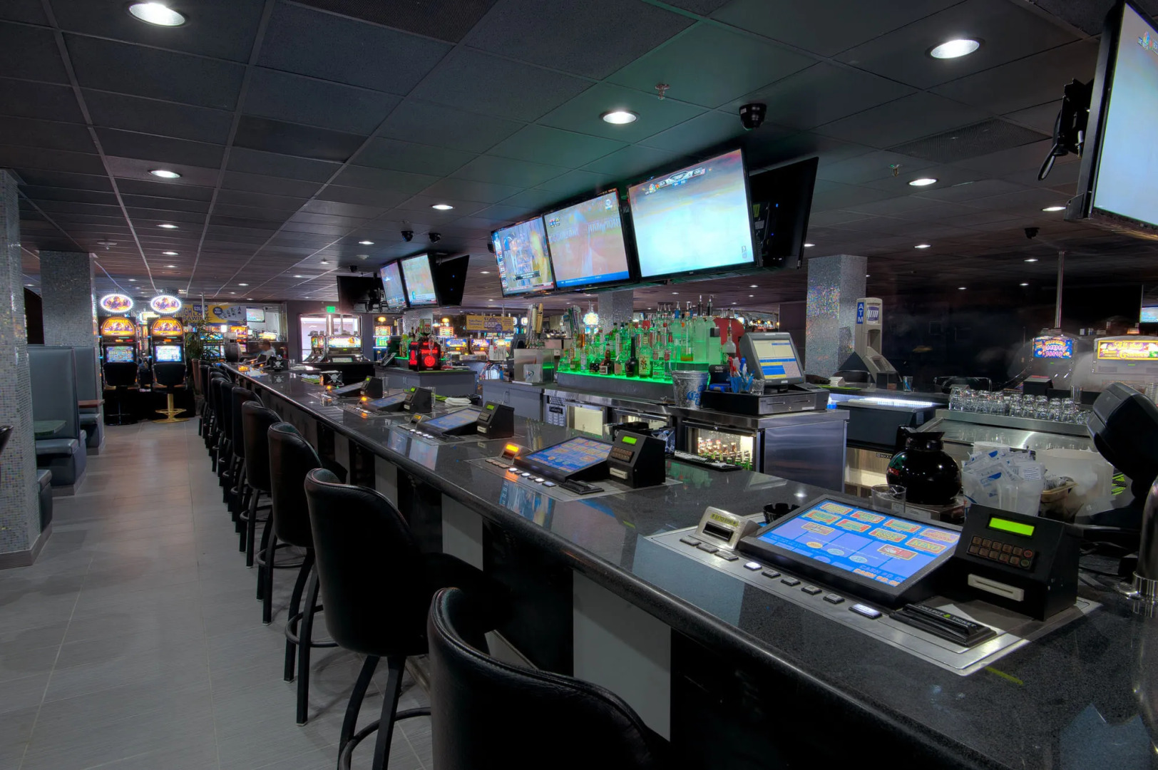 Siegel Slots and Suites