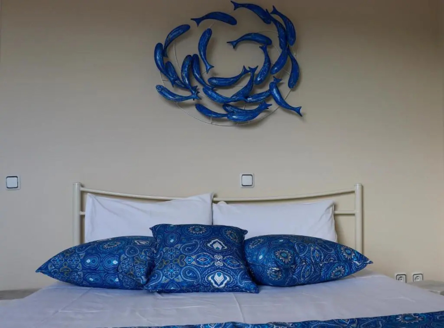 Grand Bleu Apartments & Villas