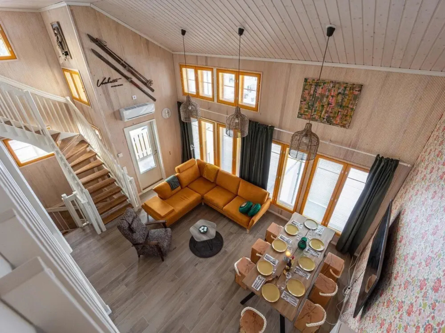 Villaroosa Hyv l Nkyl