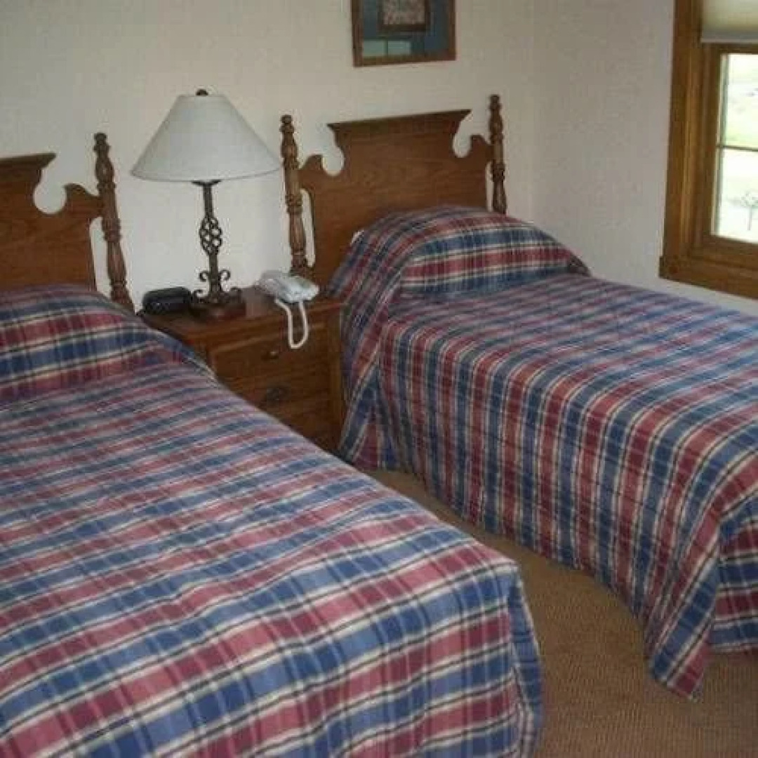 Kicking Horse Lodges