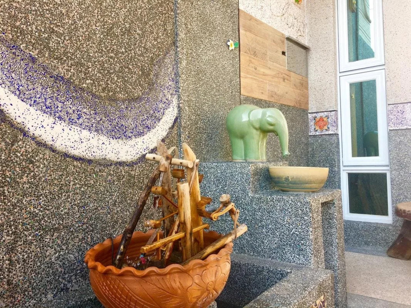 Home & Teak Homestay