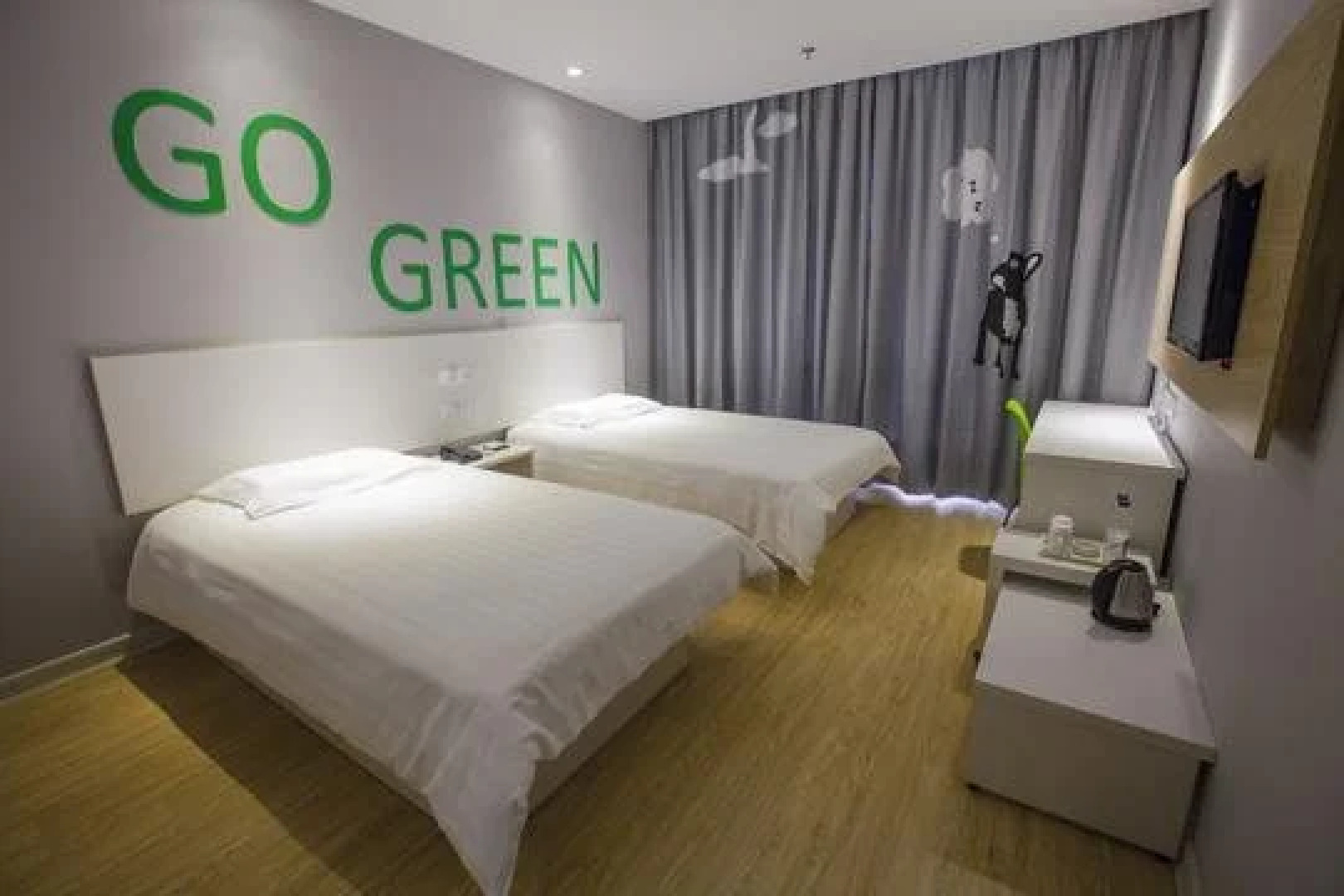 Motel Liaoyang Railway Station