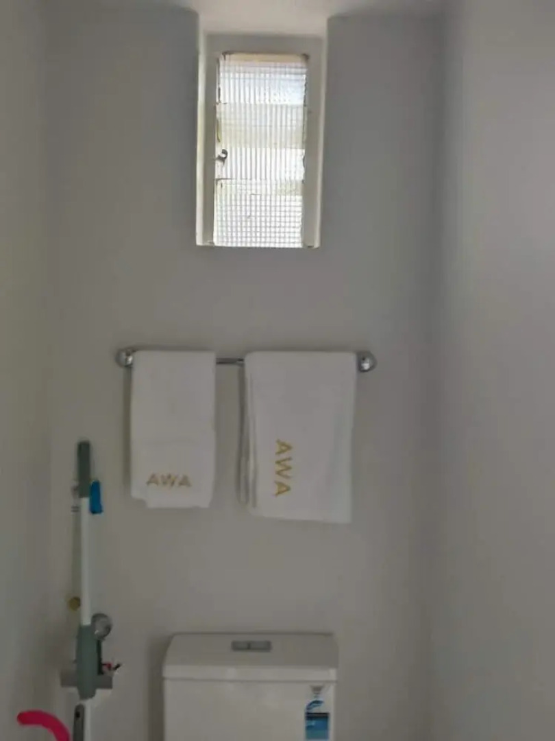 1 Double 1 Single 2 Sofa Beds Suite 2