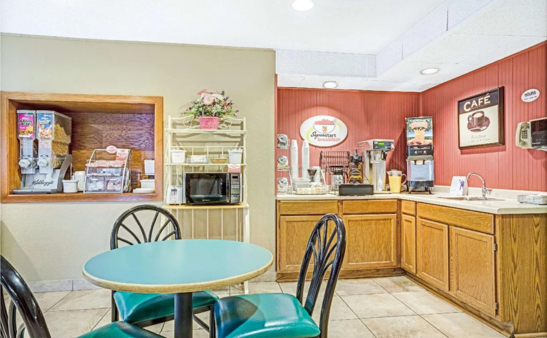 Super 8 by Wyndham Glencoe