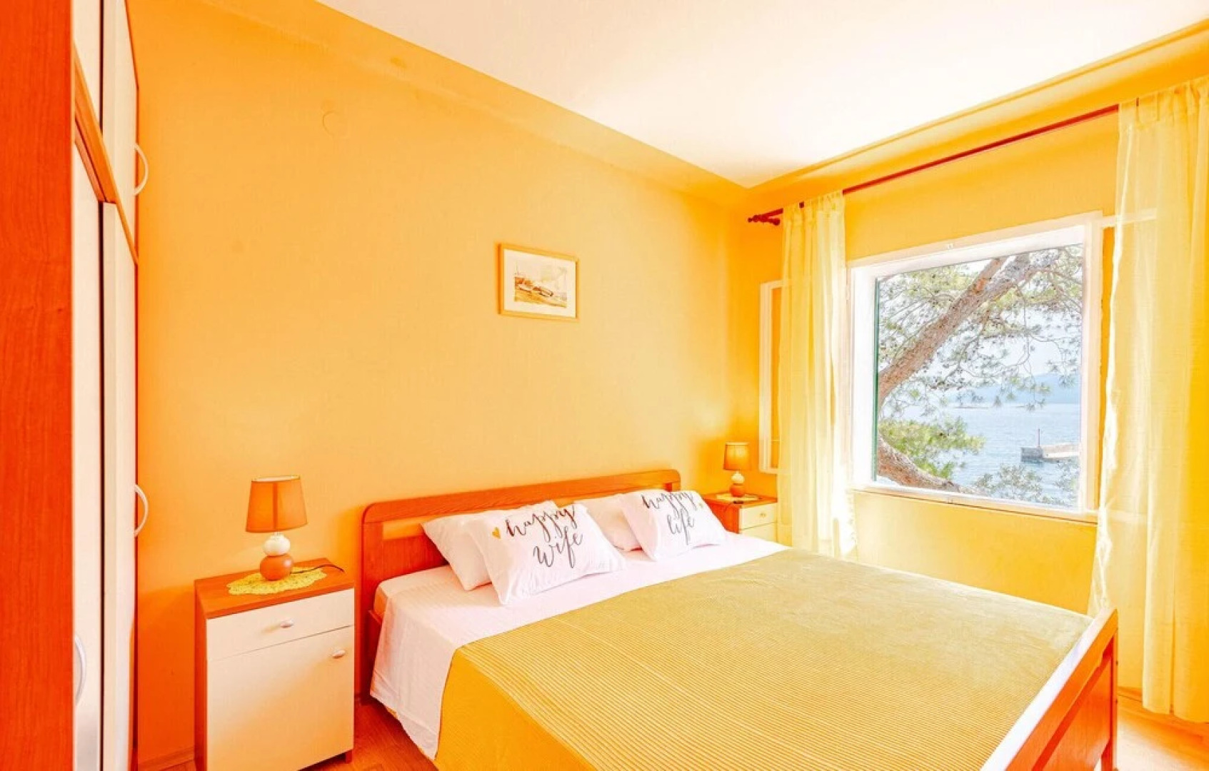 Stunning Home in Prigradica With Wifi and 4 Bedrooms