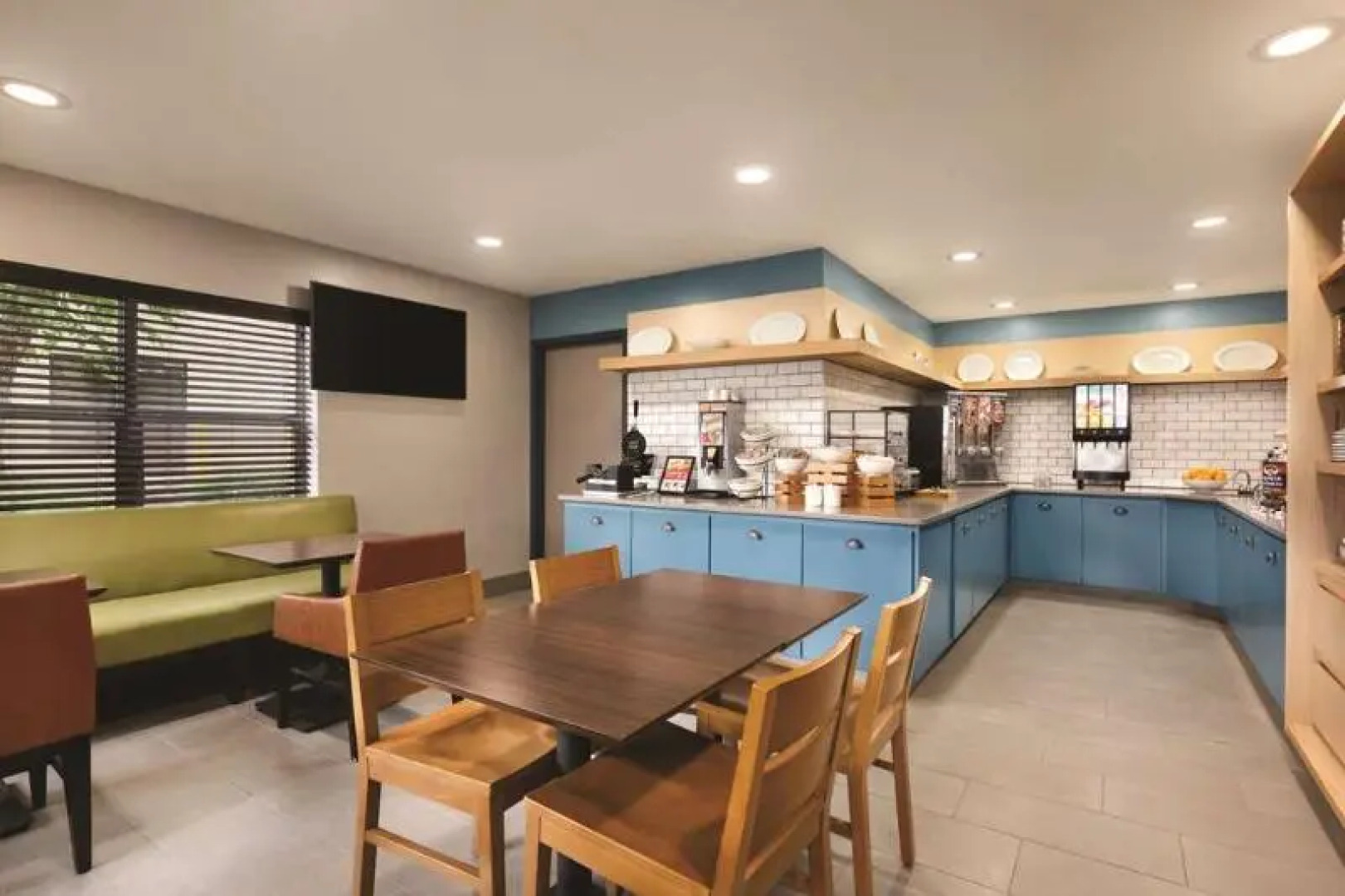 Country Inn & Suites By Carlson, Lawrenceville, GA