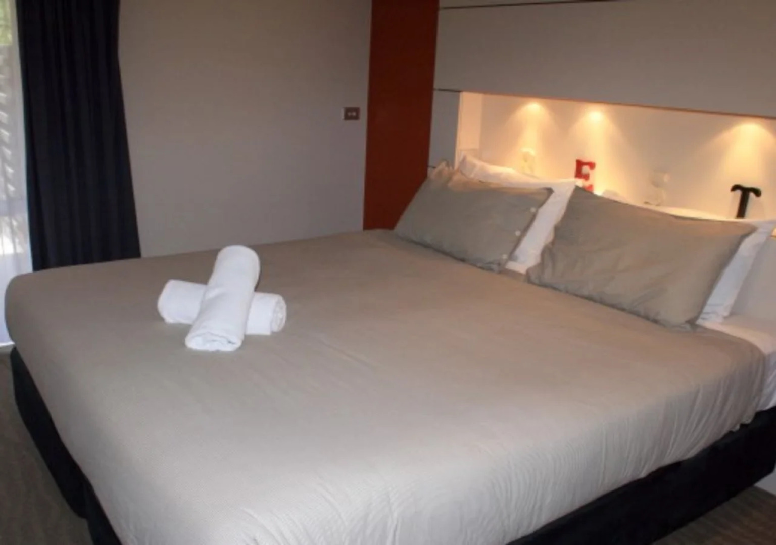 Port Stephens Koala Sanctuary