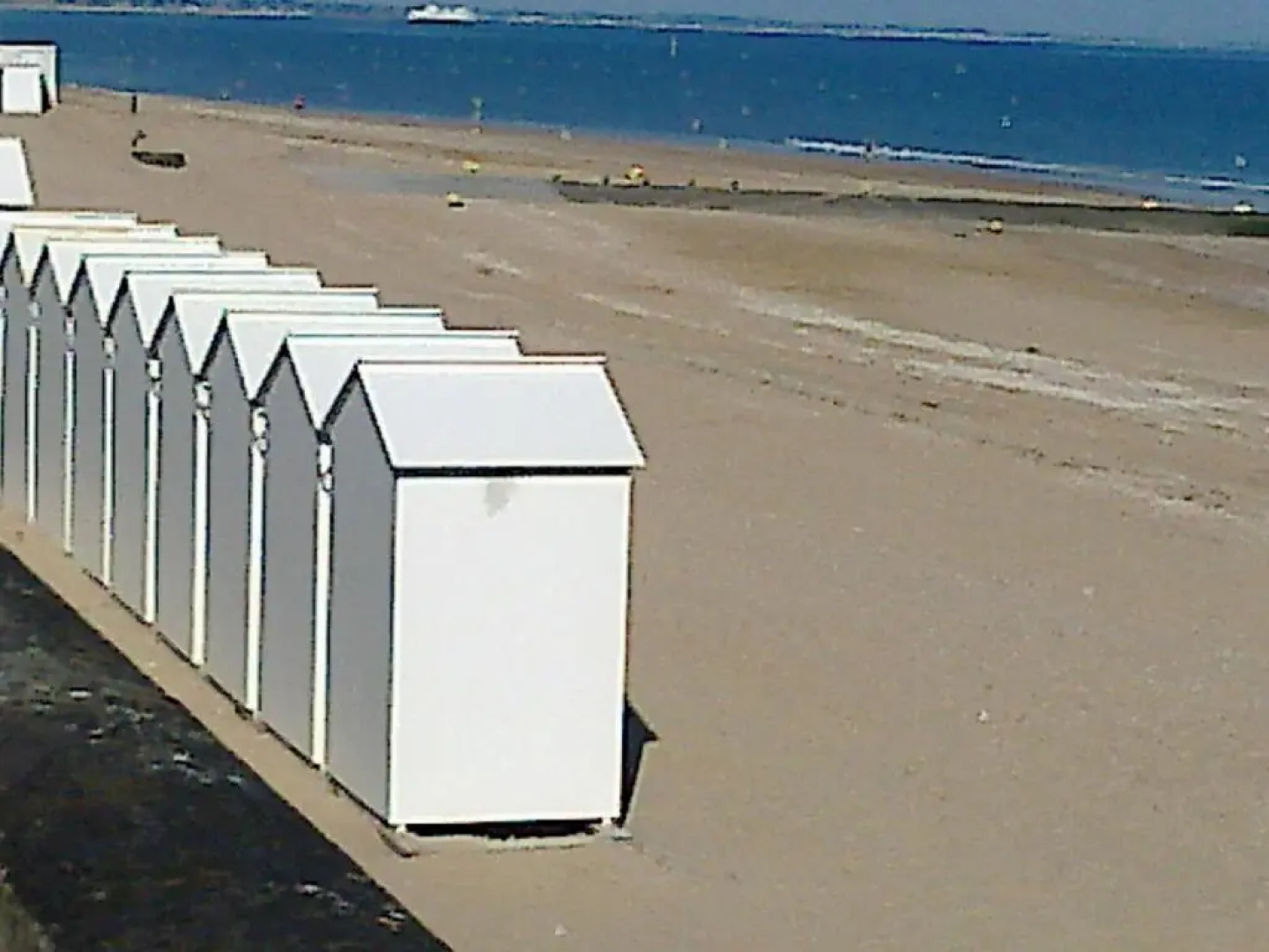 2 pièces 150 de la Mer, Calme,ensoleillé avec Parking