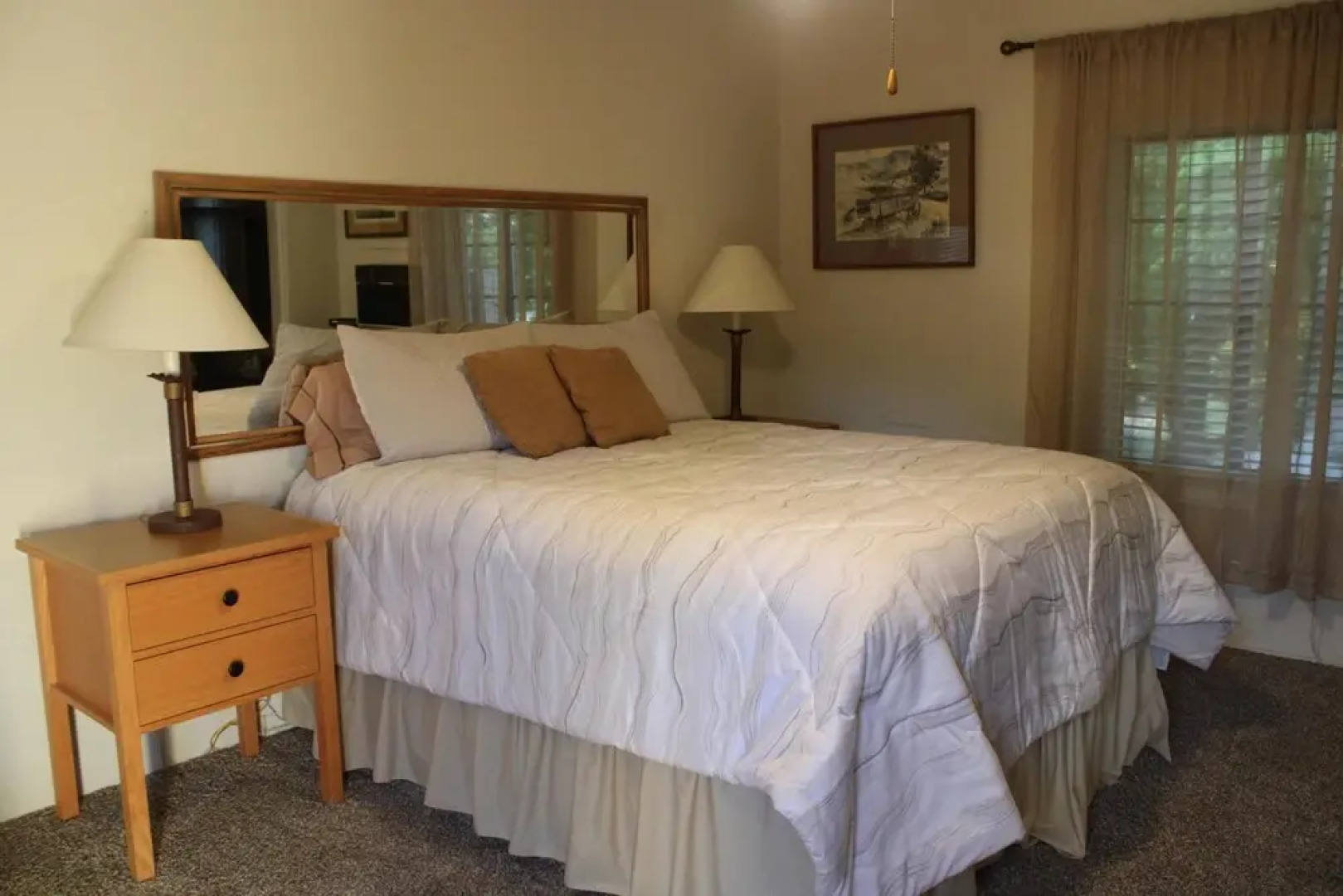 The Bonnie Inn Unit 5 With Breakfast Nook