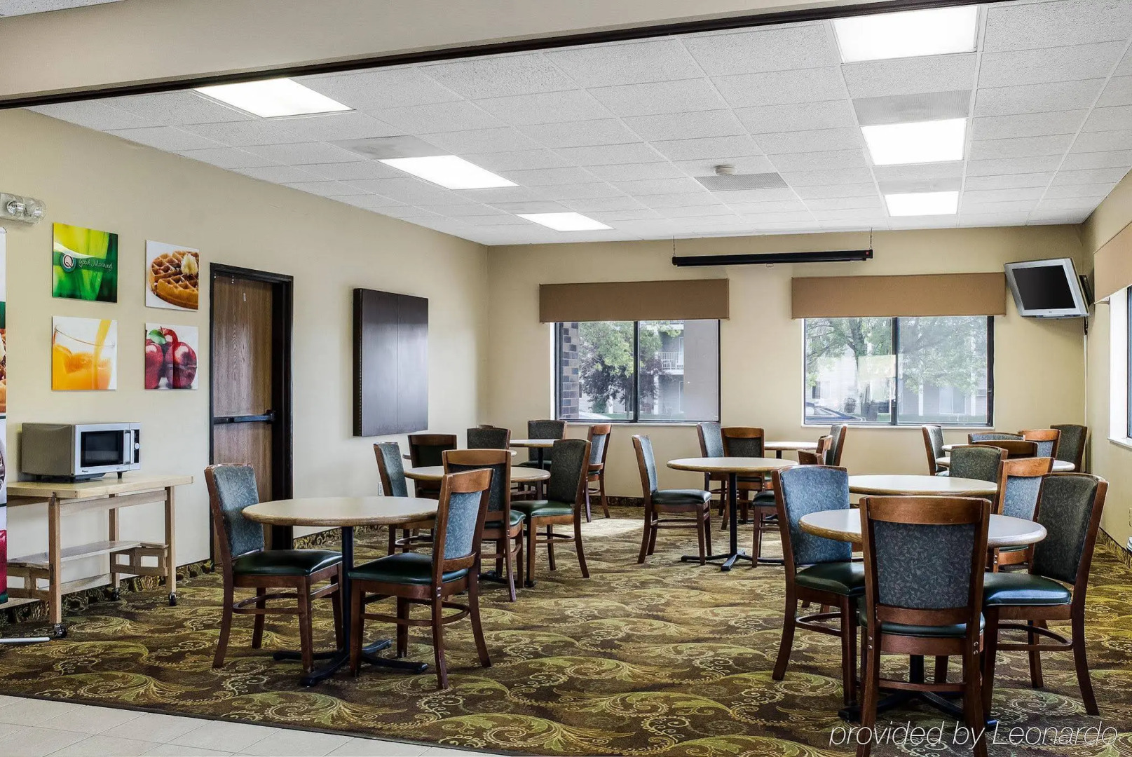 Quality Suites Near West Acres