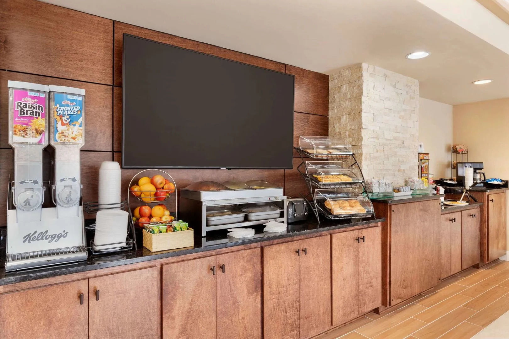 Garner Hotel August West by IHG