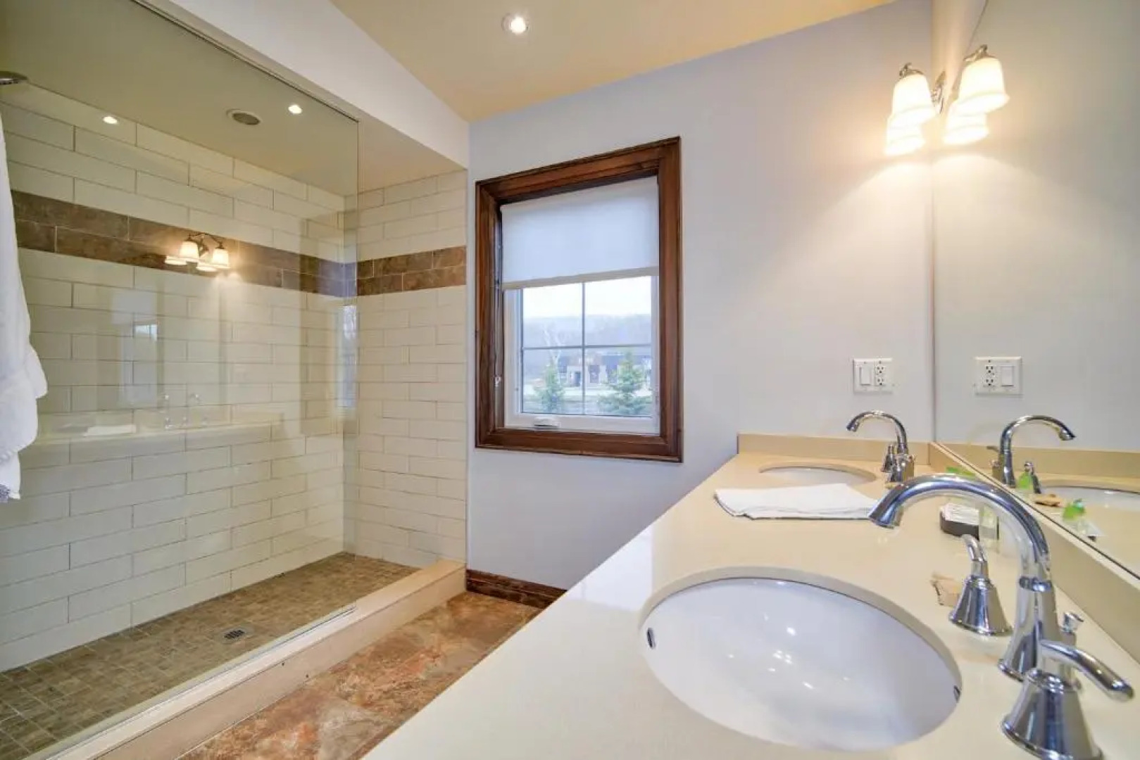 Blue View 10 Aqua Center 84153