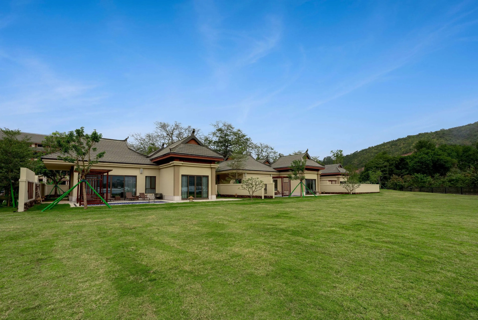 Howard Johnson the Bund Hotel Gasa