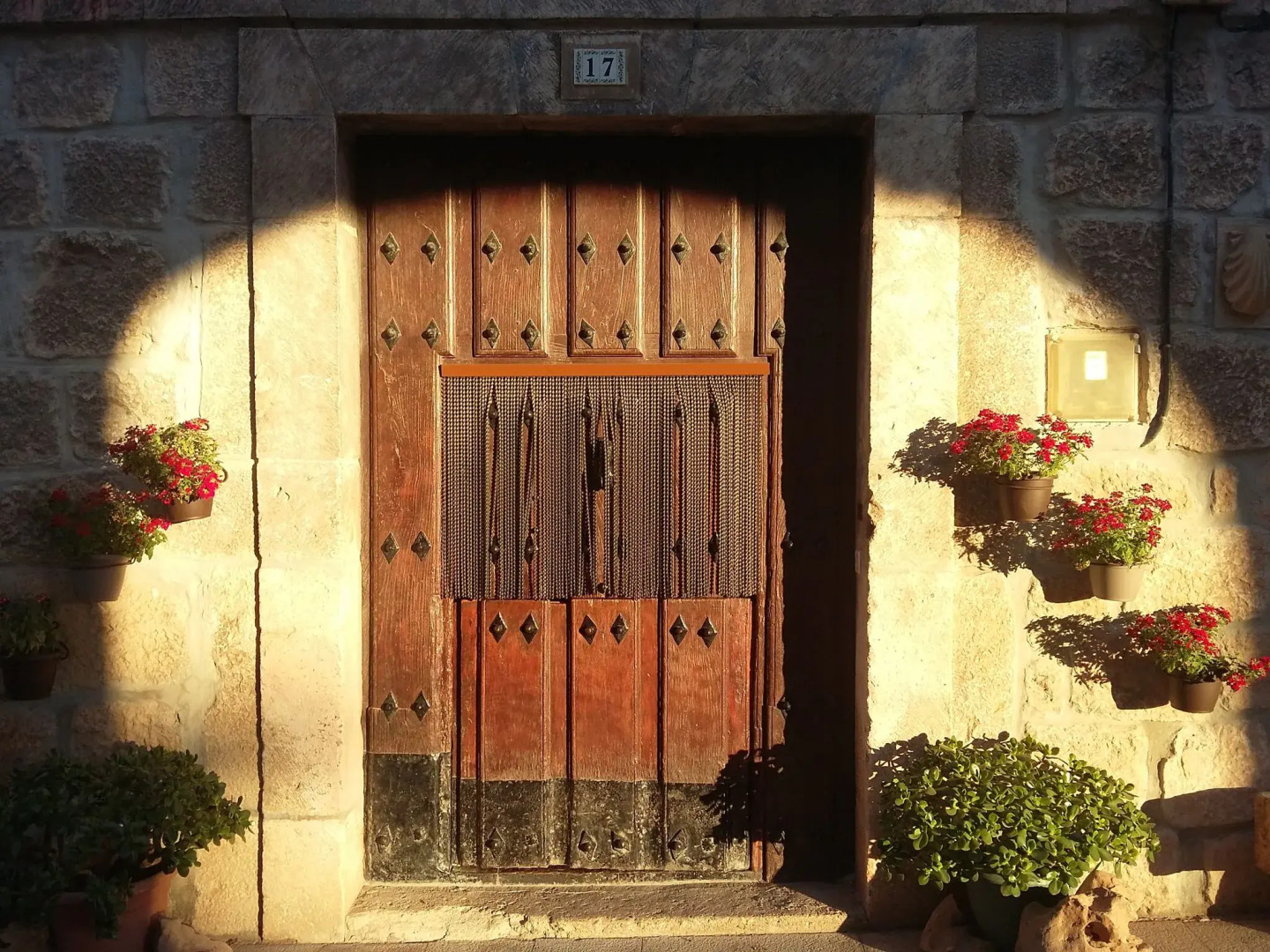 Inviting mansion in Salinillas de Buradón with pool