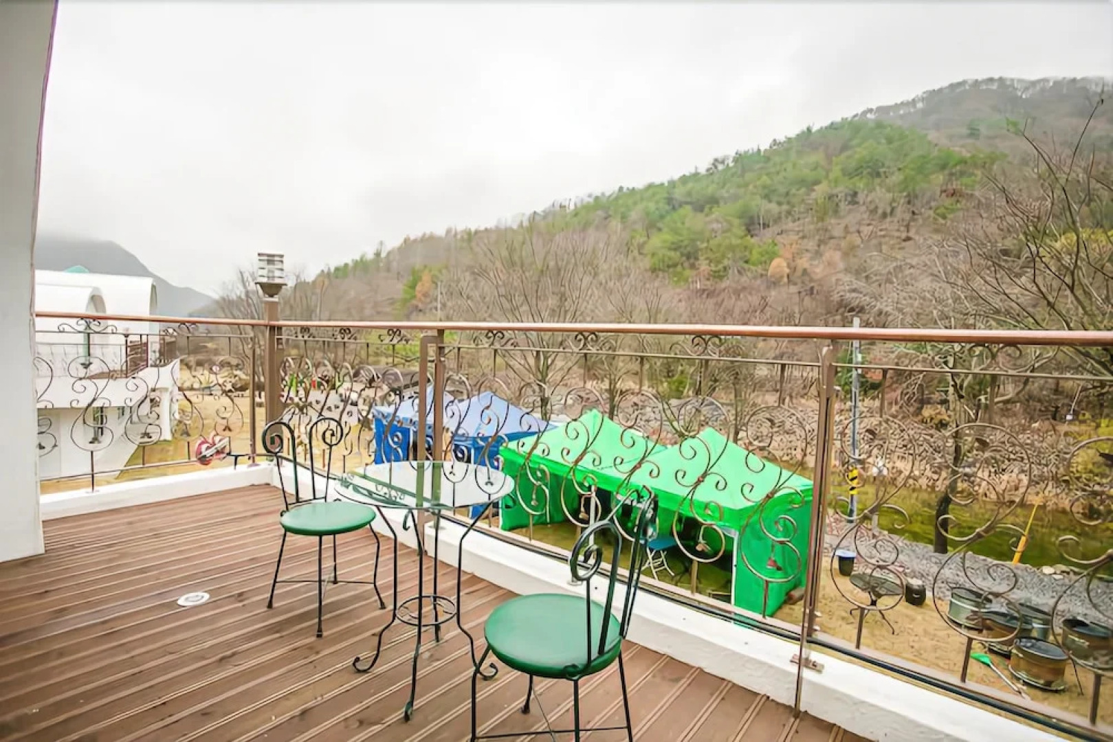 Geumsan Forest White Castle Pension