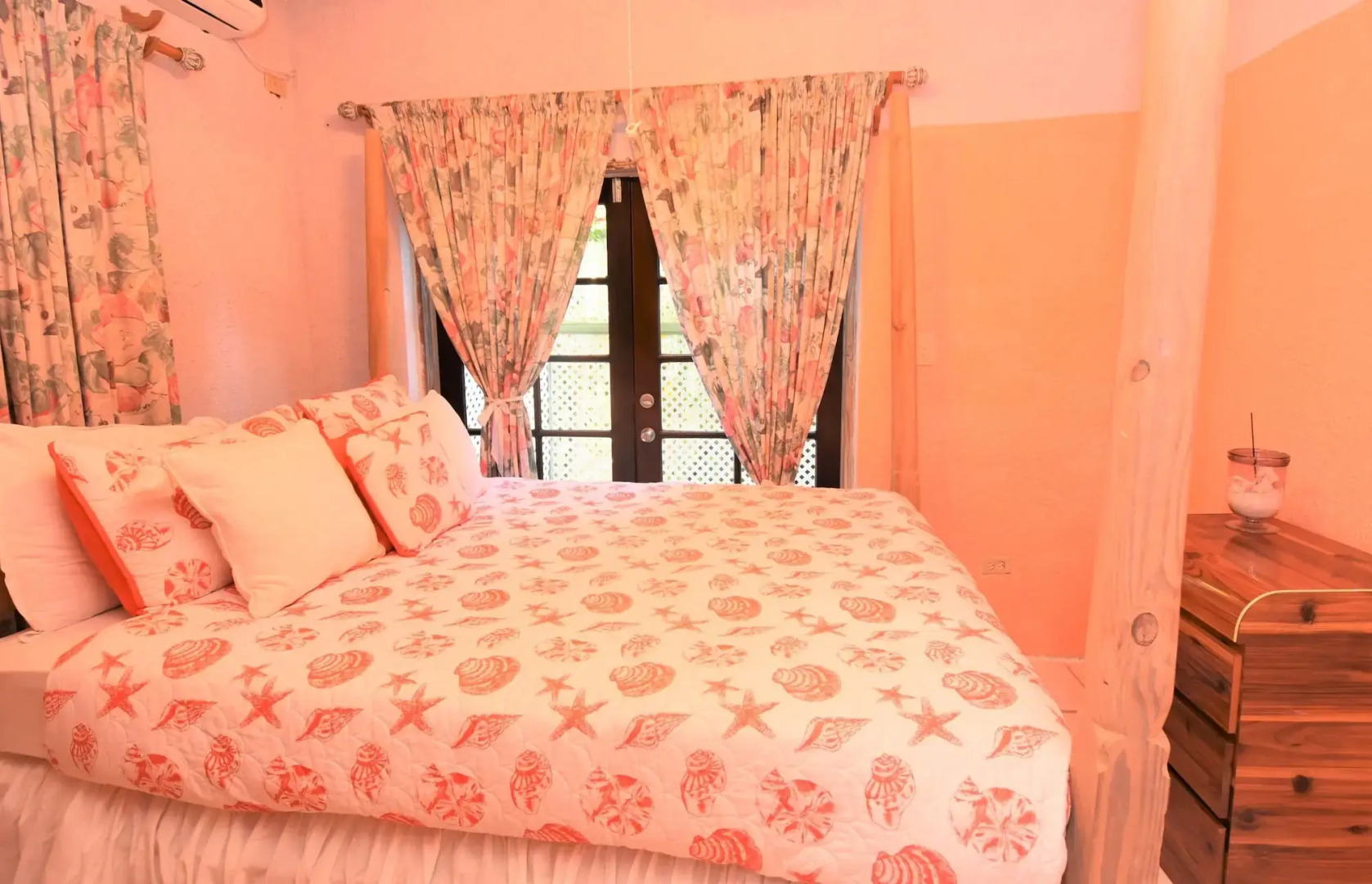 The Sugar Apple Lodging