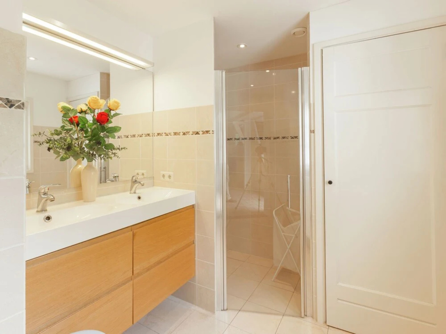 Cozy Holiday Home near Forest in Baarn