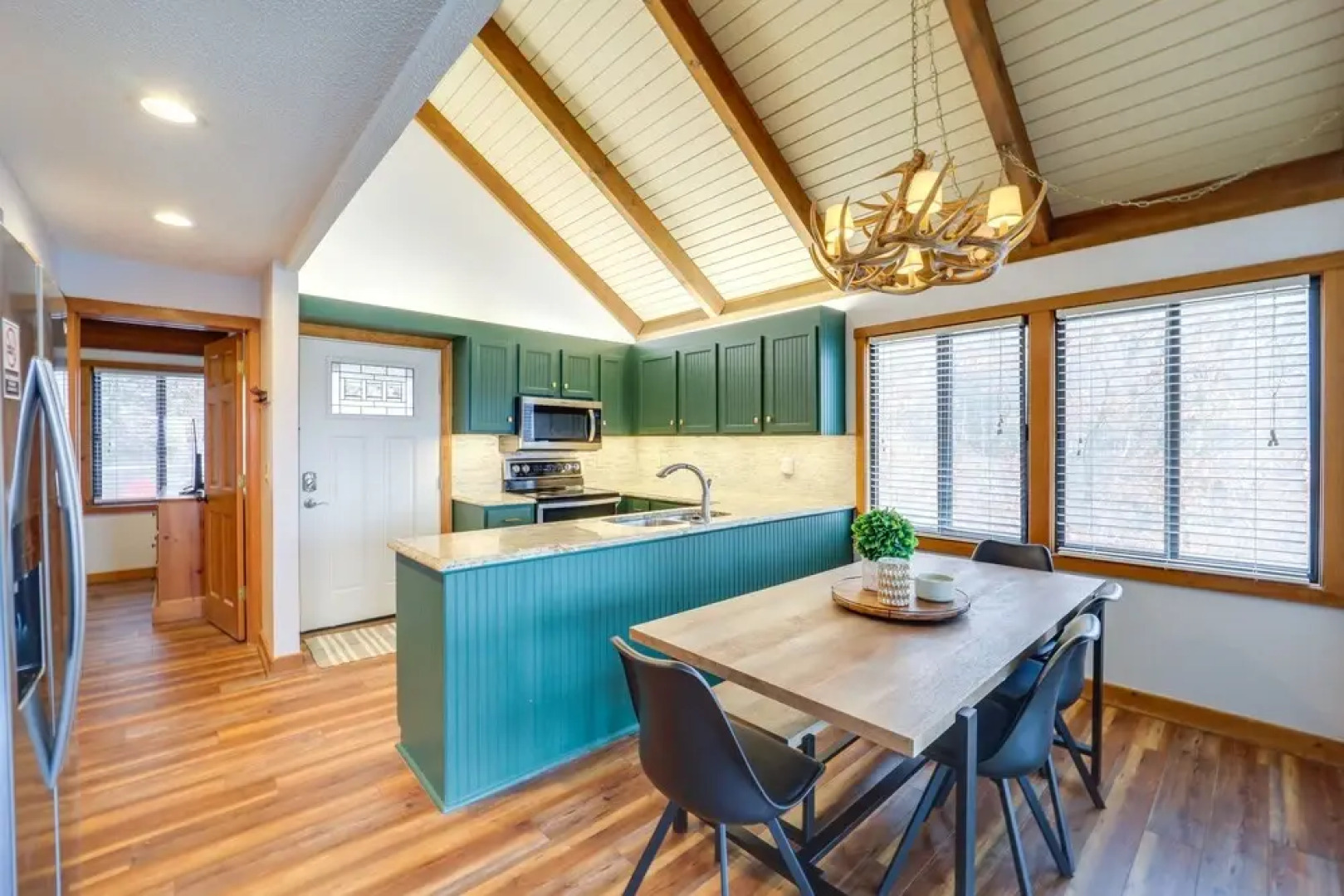 Sugar Mountain Chairlift View Home w/ Hot Tub!