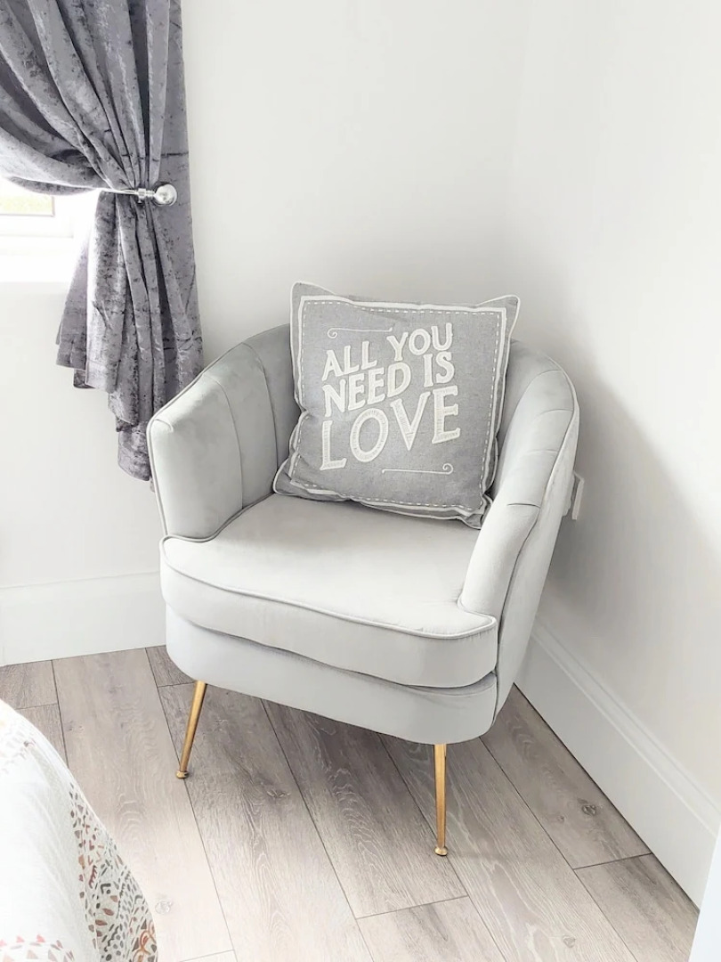 Serenity Holiday Let in South Chard