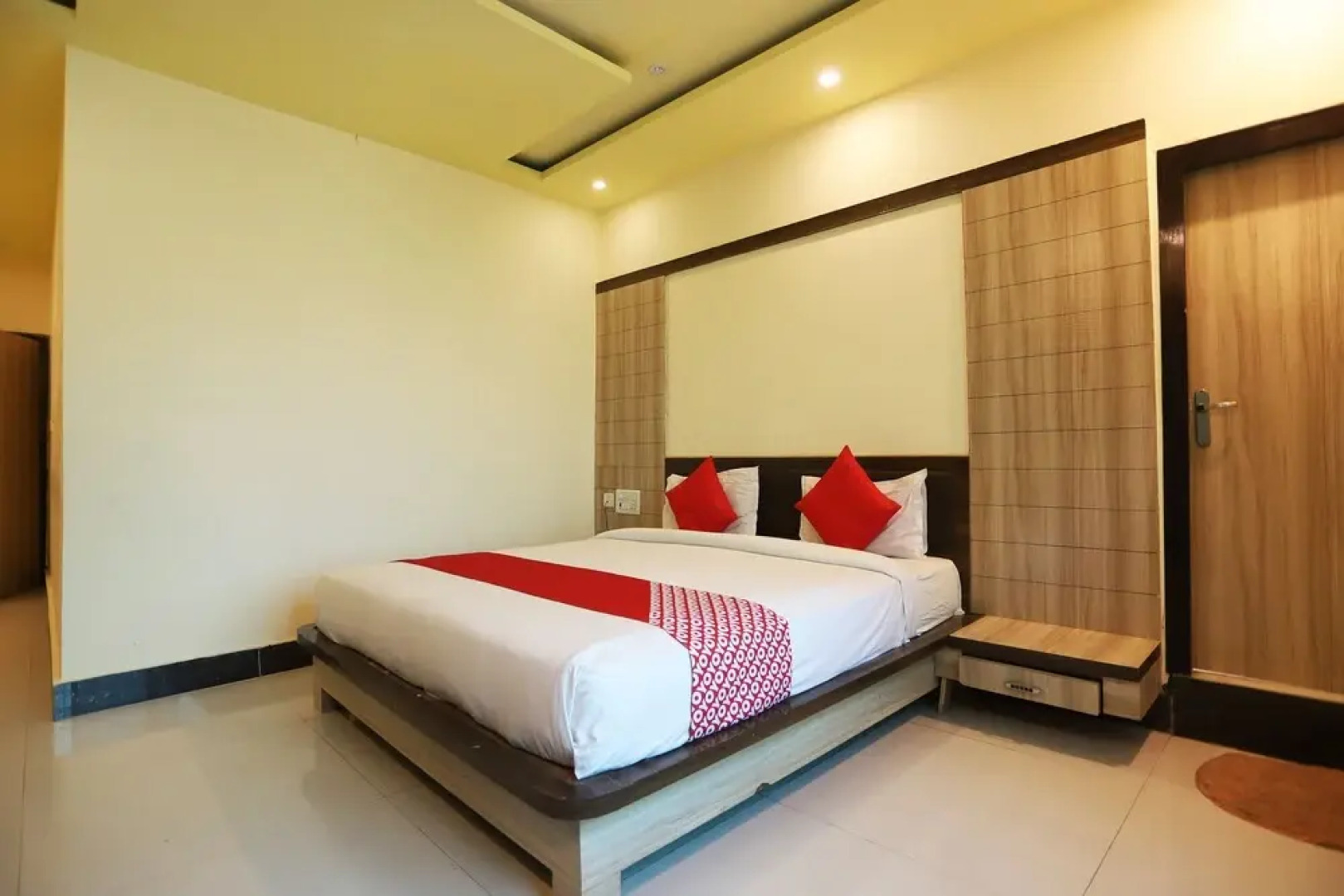 OYO 46604 Hotel Star