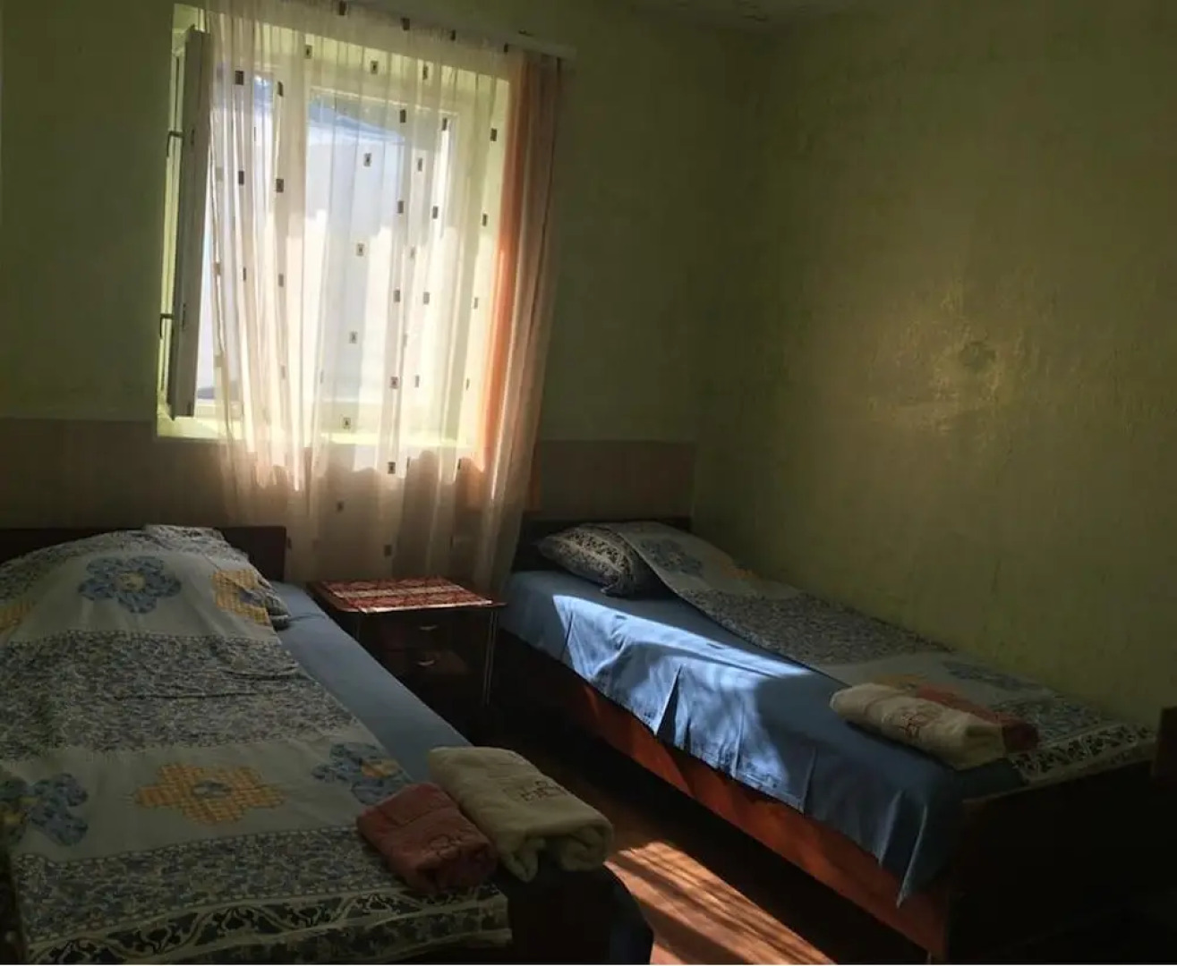 Guest House Garniresthost