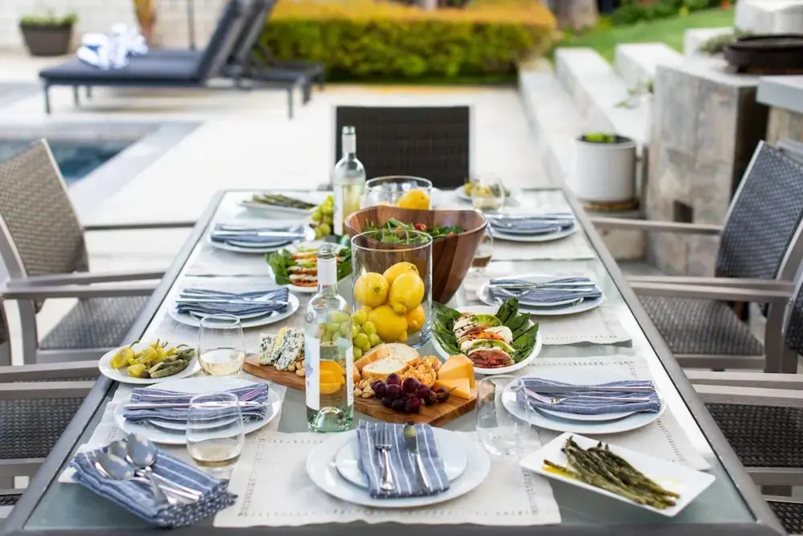 Beachcomber by AvantStay | 1 Block from Beach - Modern Estate w/ Ocean Views