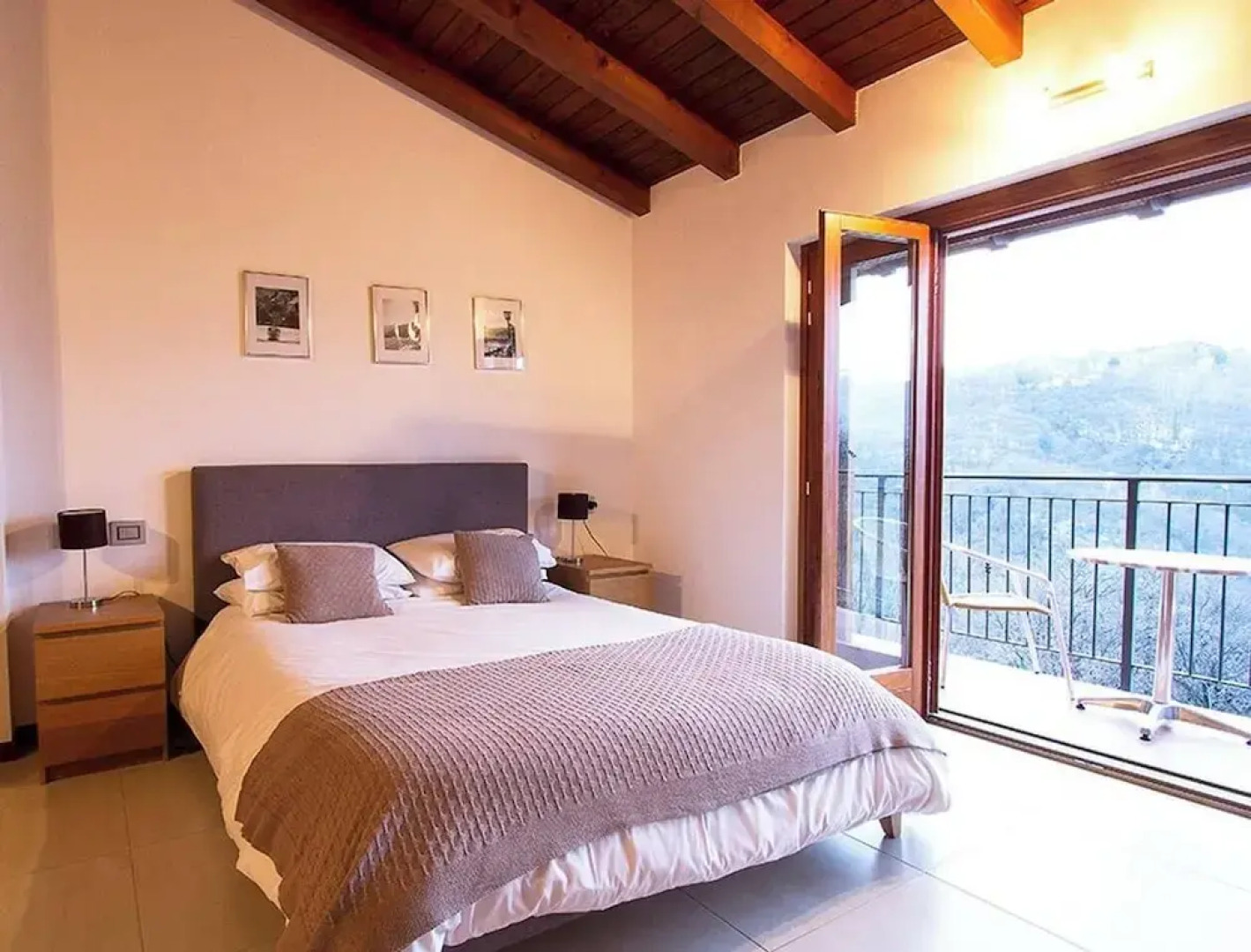 Family Friendly Italian Lakes 3 Bedroom Villa With Wifi, Bbq, Lake Views, Games Console