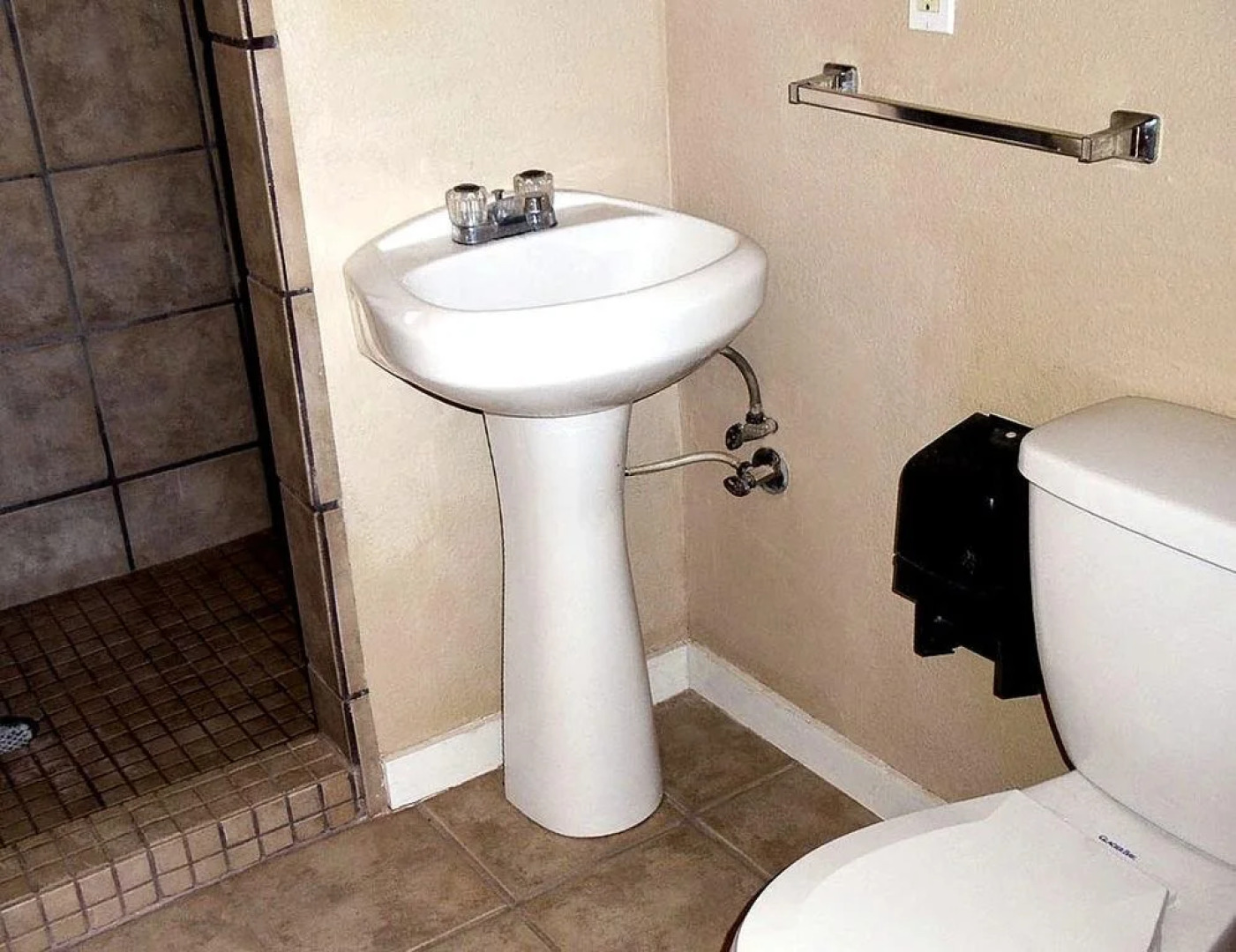 Grand Canyon Caverns Inn