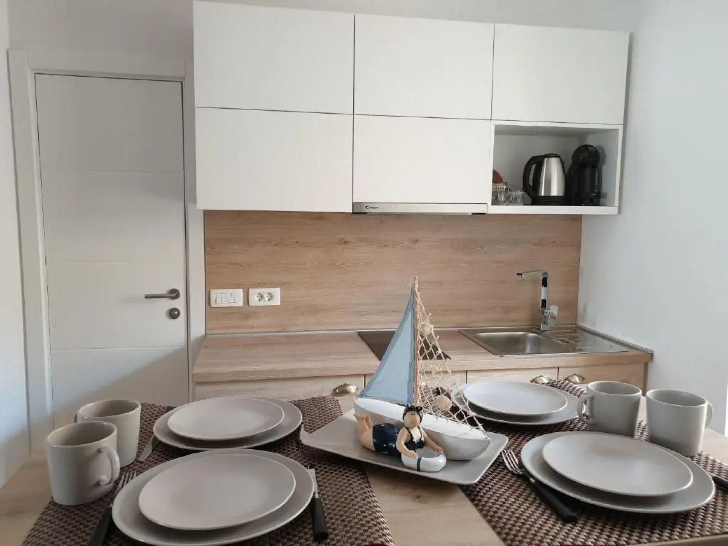 Casa Mia Apartments & Suites