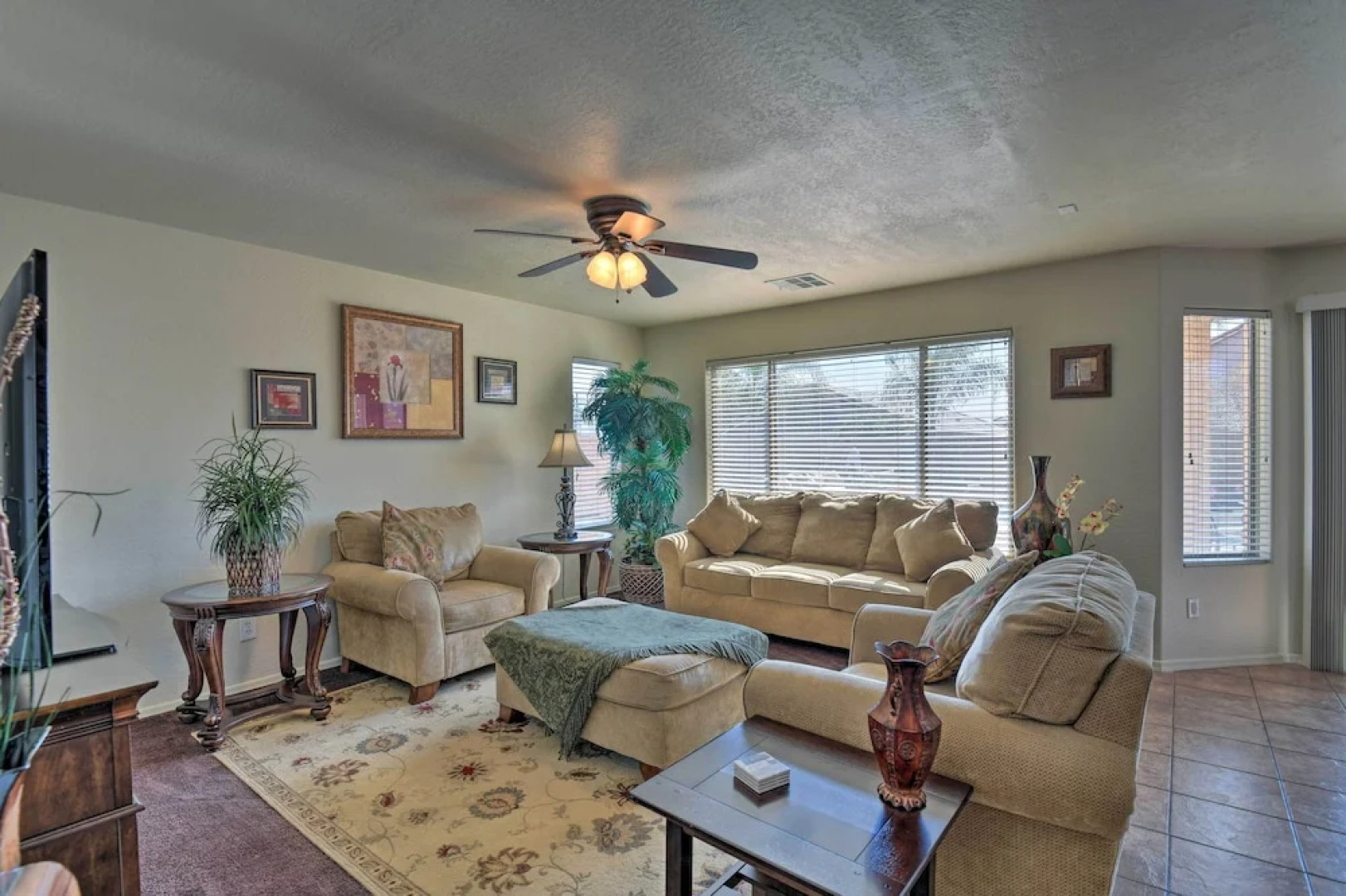 Private Pool & Hot Tub: San Tan Valley Home