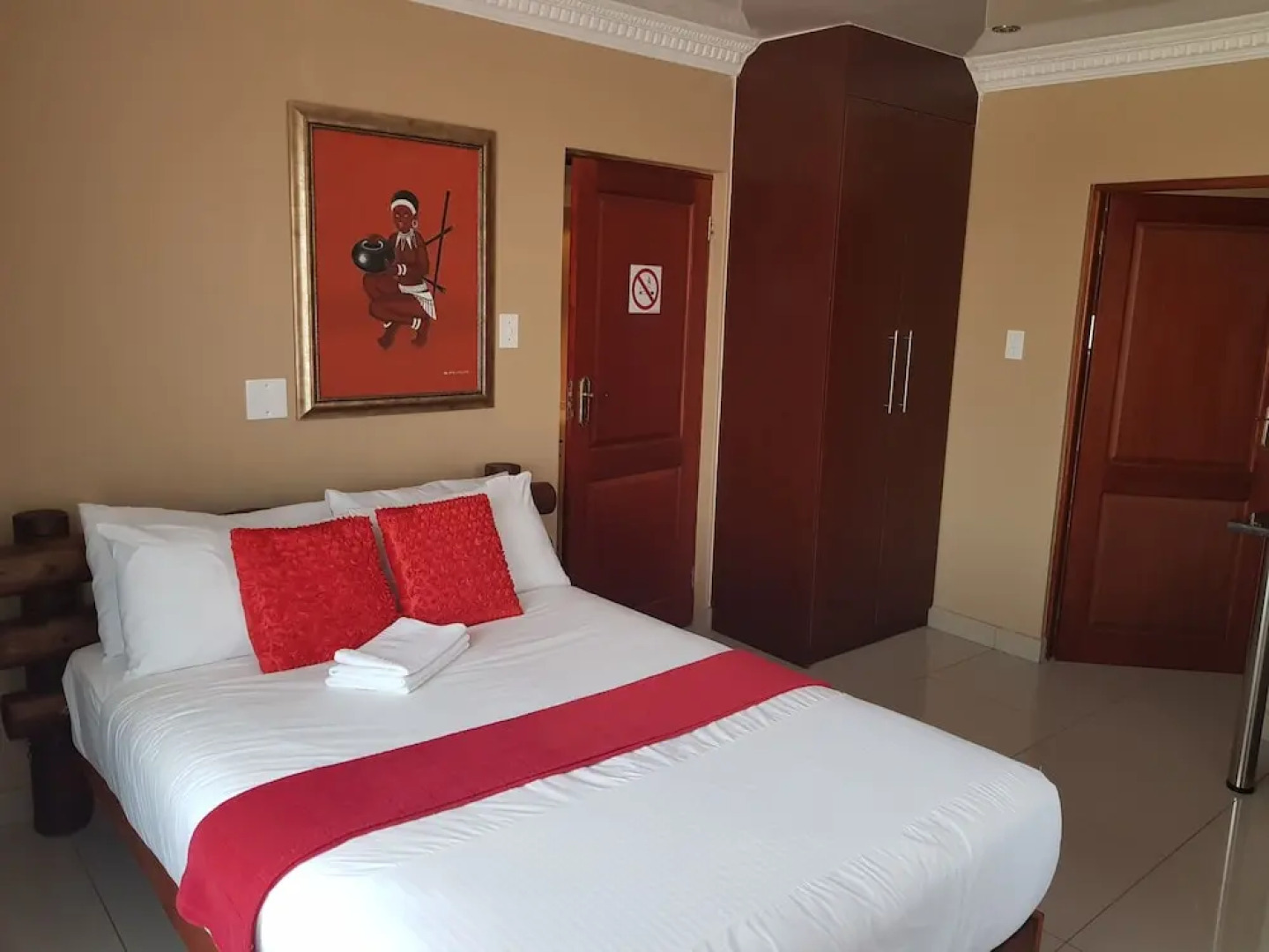 Ekuthuleni Guest house vosloorus